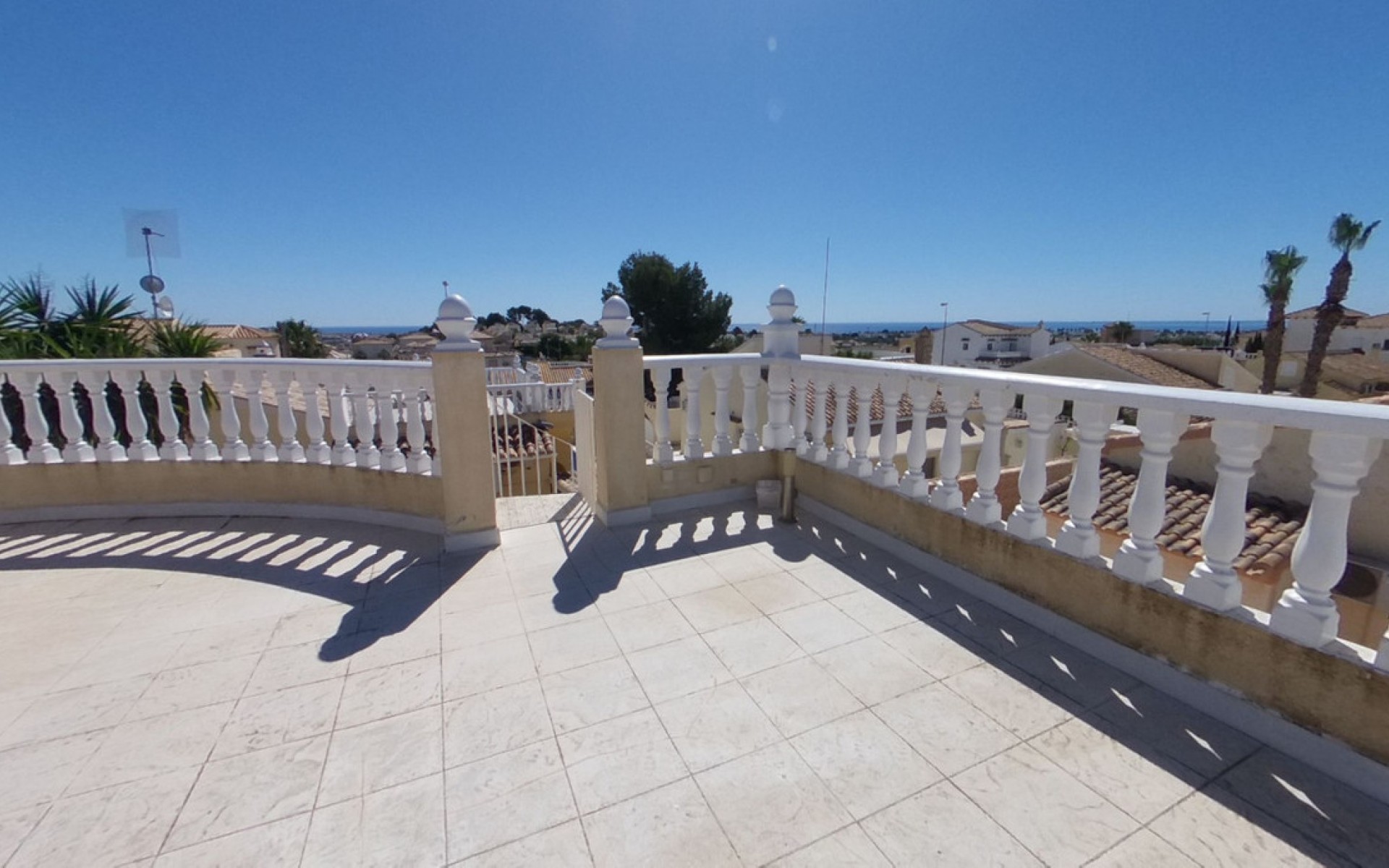 Resale - Villa - Orihuela - Villamartin