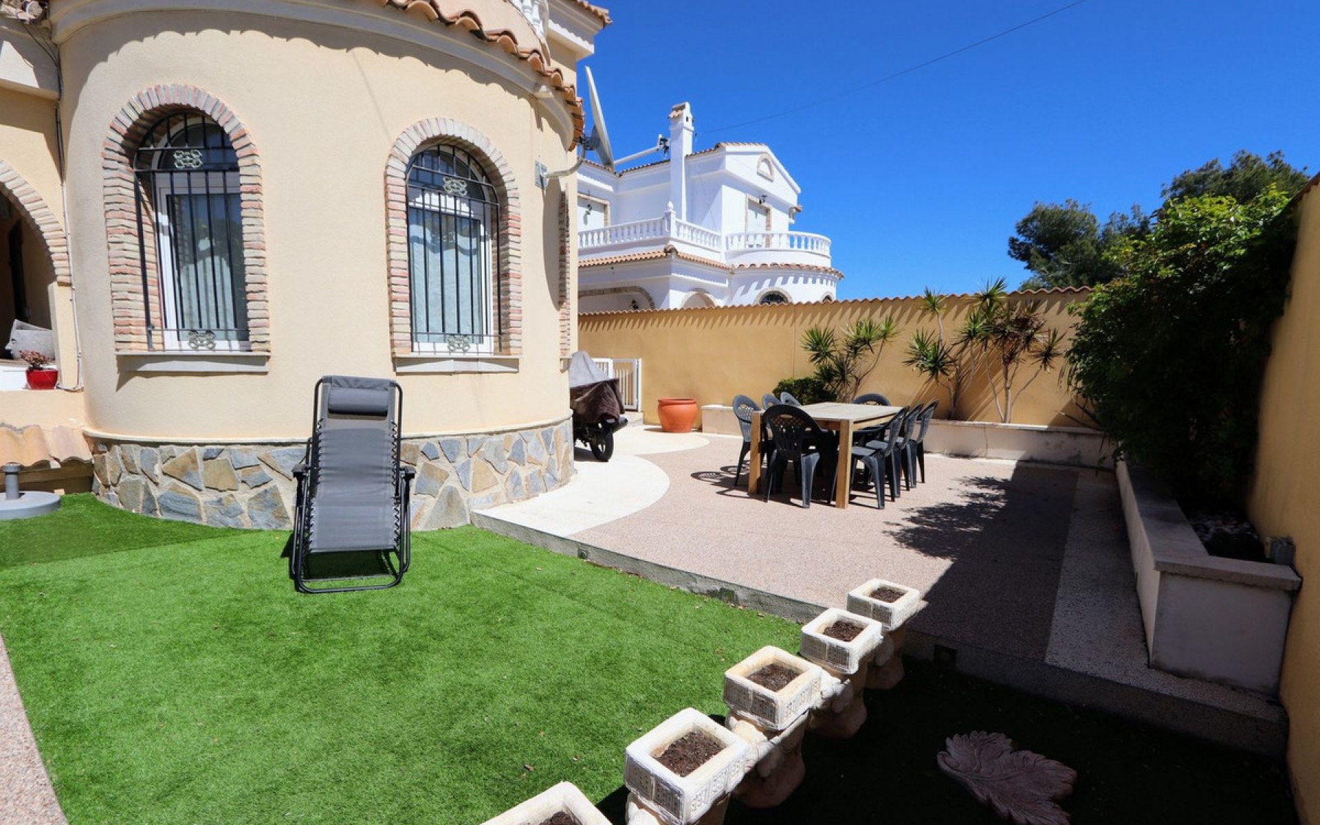 Resale - Villa - Orihuela - Villamartin