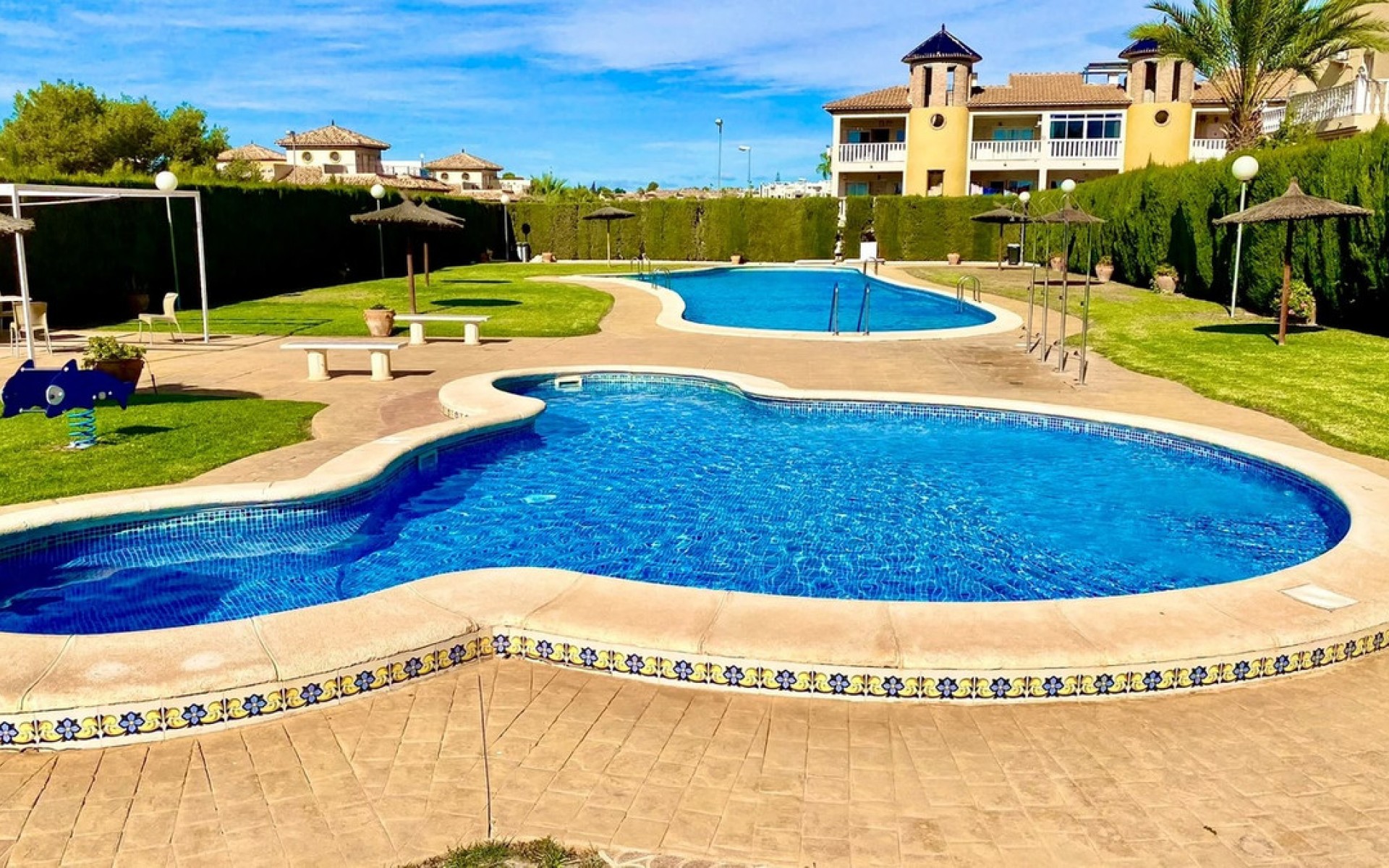 Resale - Villa - Orihuela - Villamartin