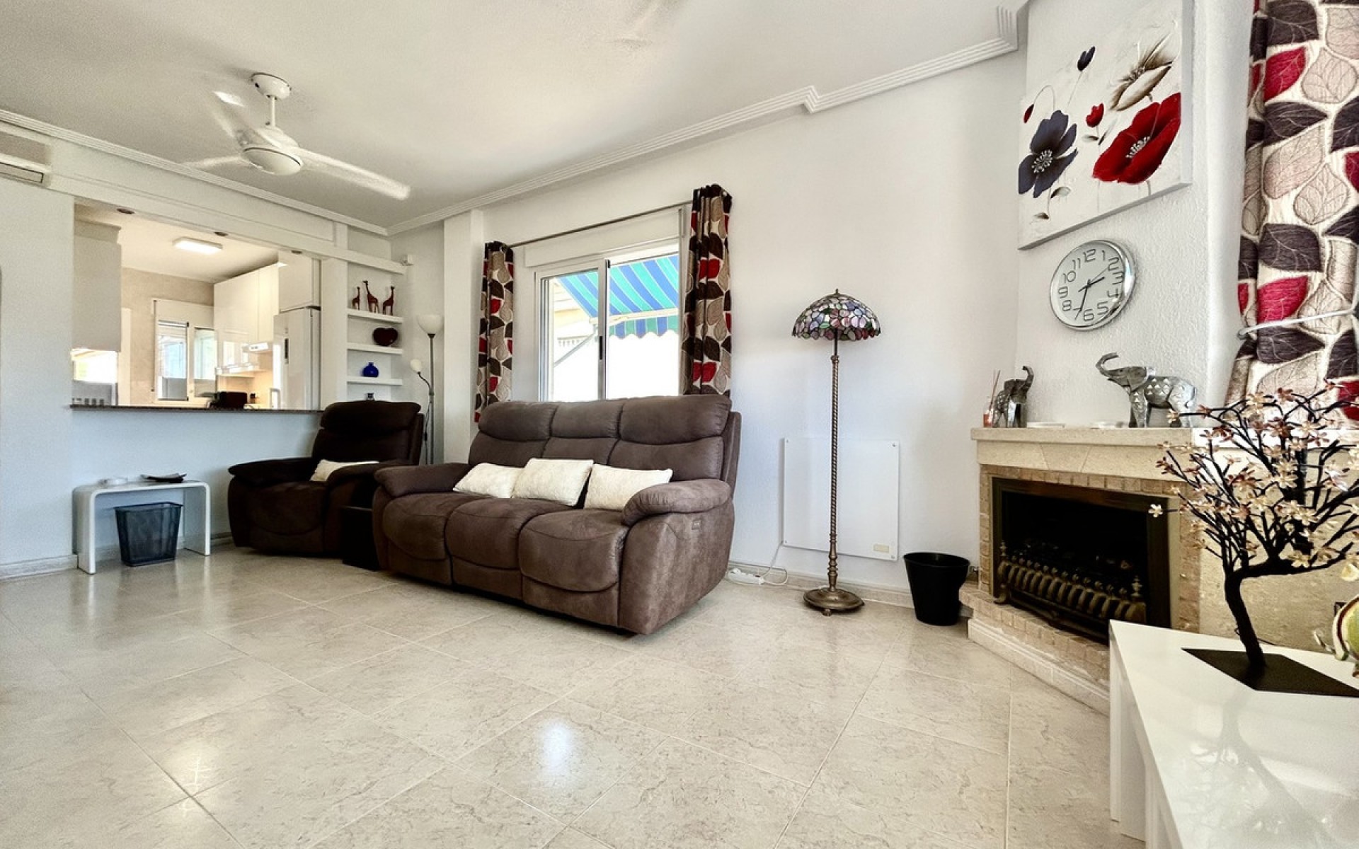 Resale - Villa - Orihuela - Villamartin