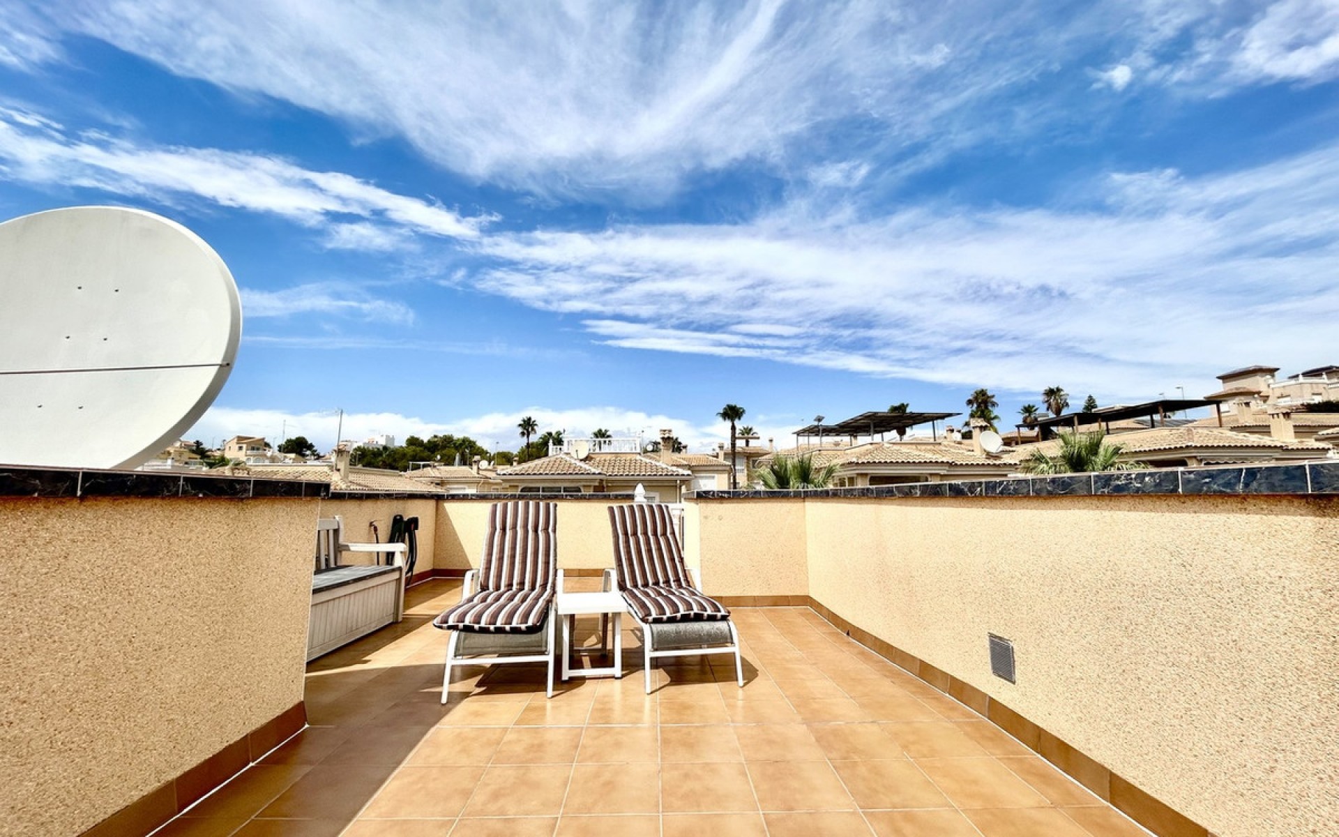 Resale - Villa - Orihuela - Villamartin