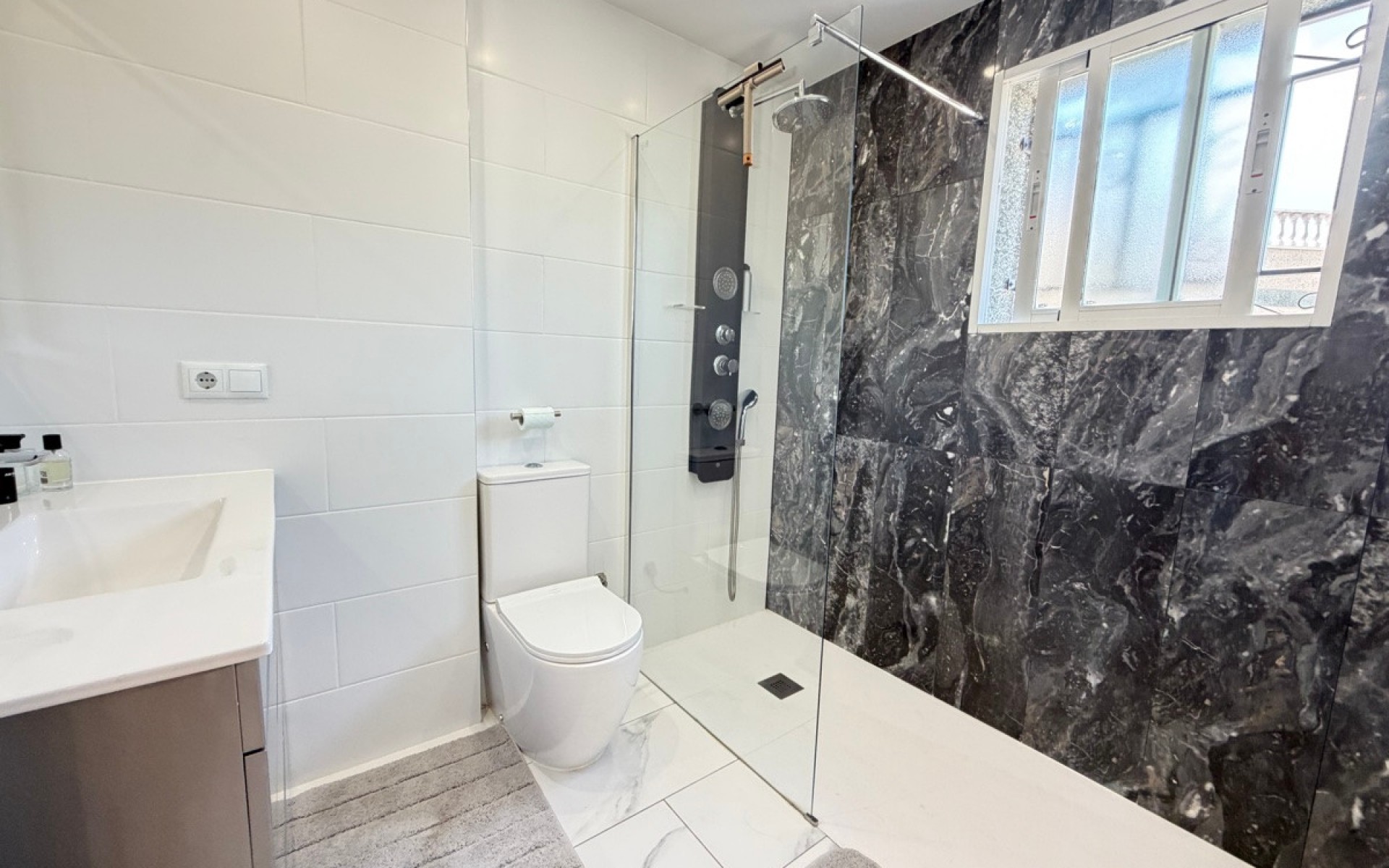 Resale - Villa - Orihuela - Villamartin