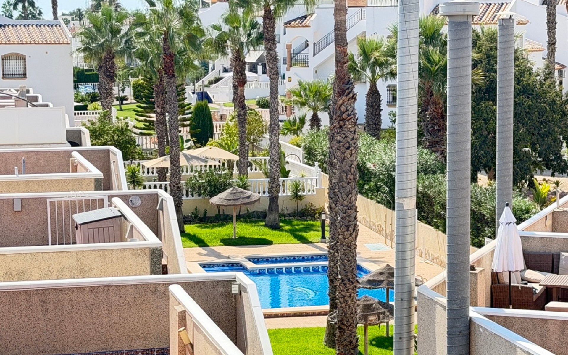 Resale - Villa - Orihuela - Villamartin