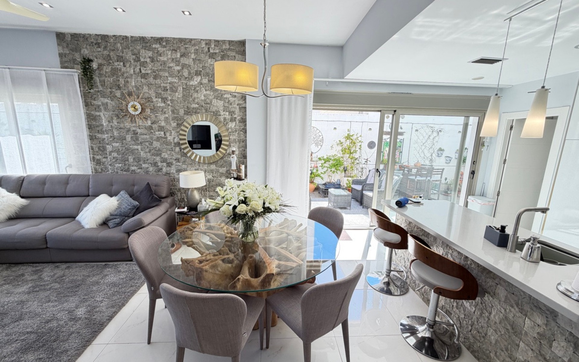 Resale - Villa - Orihuela - Villamartin