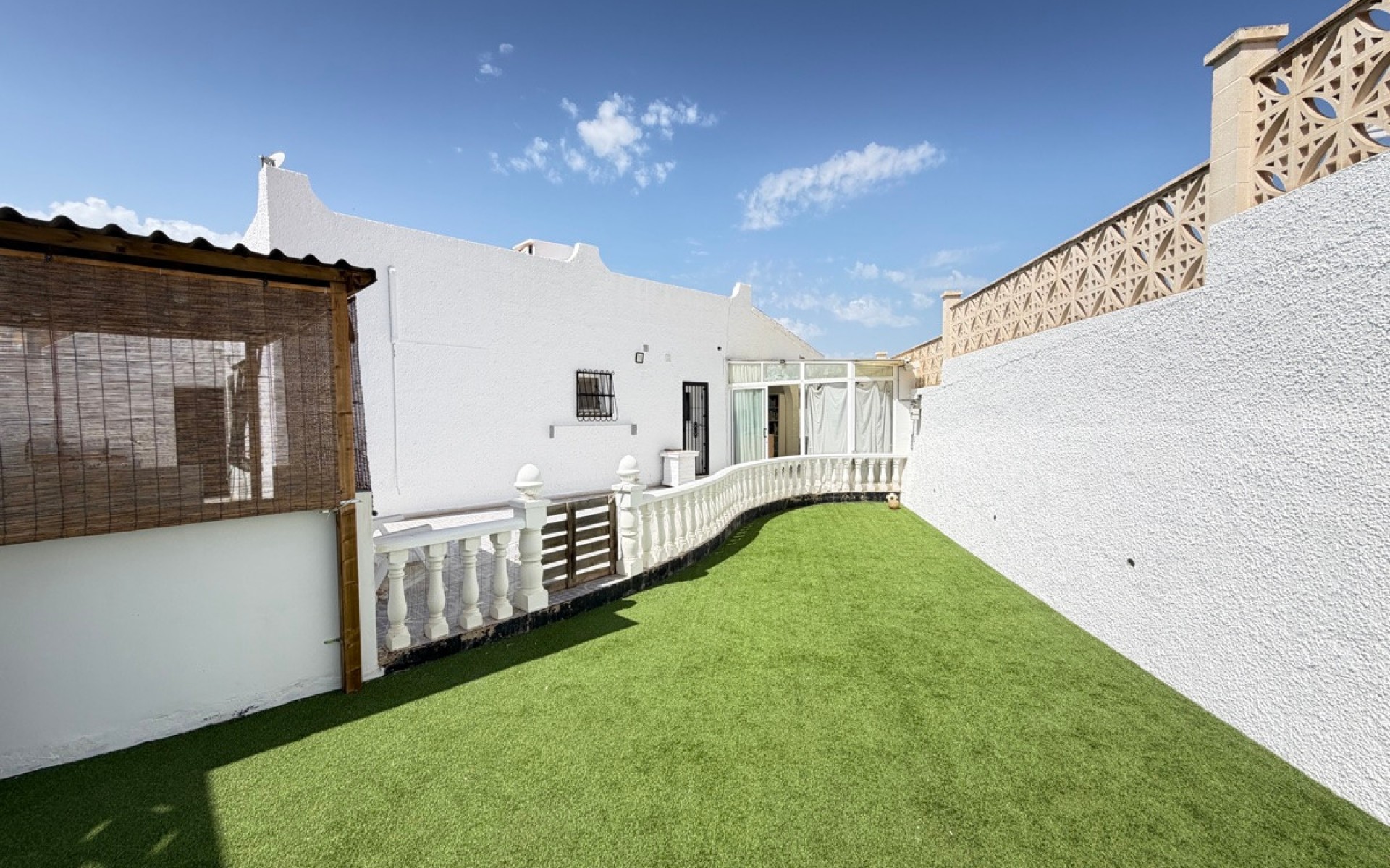Resale - Villa - Orihuela - Villamartin