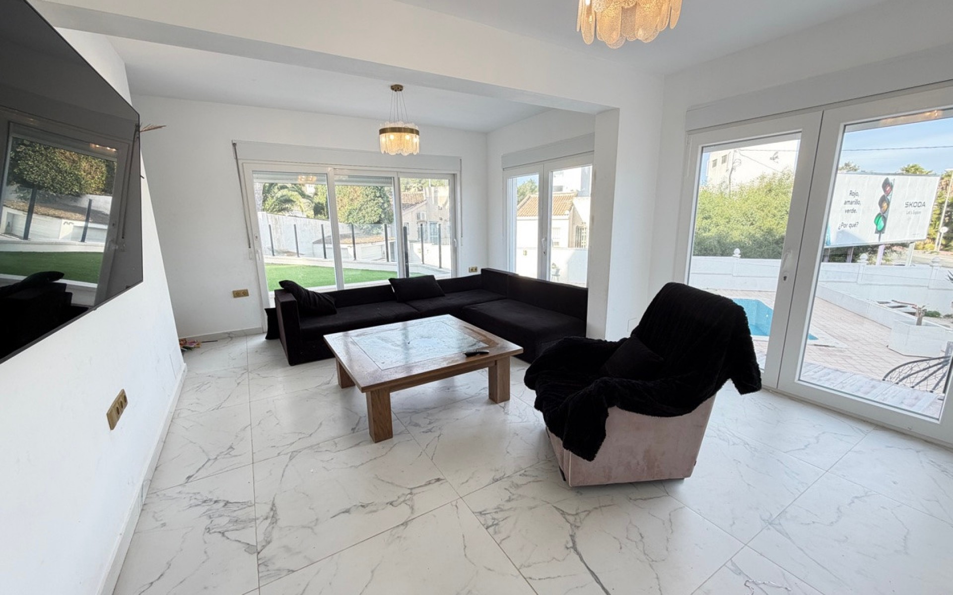 Resale - Villa - Orihuela - Villamartin
