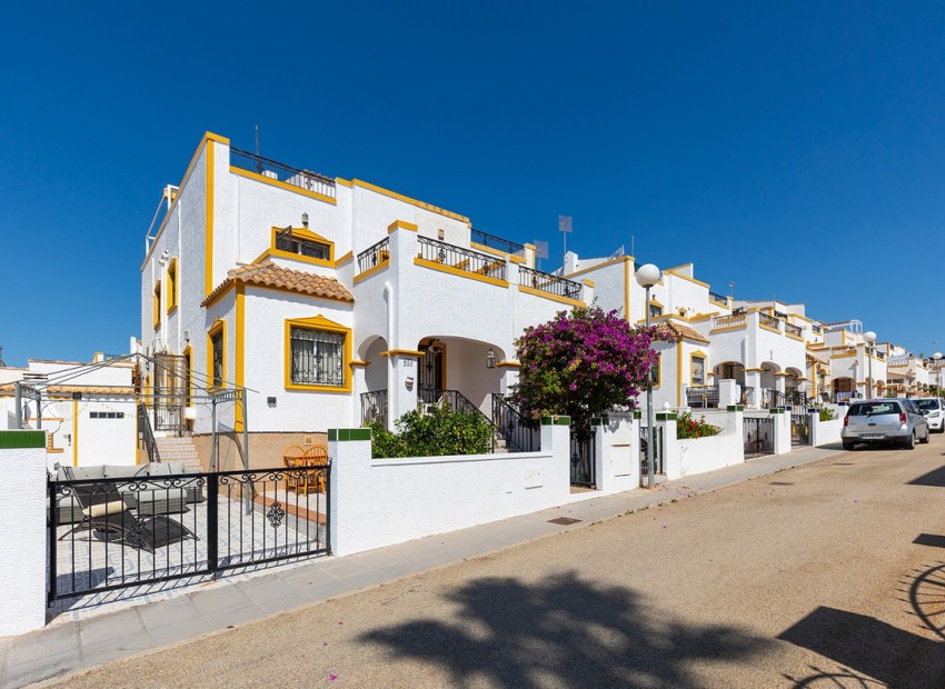 Resale - Villa - Orihuela - Vistabella Golf Resort