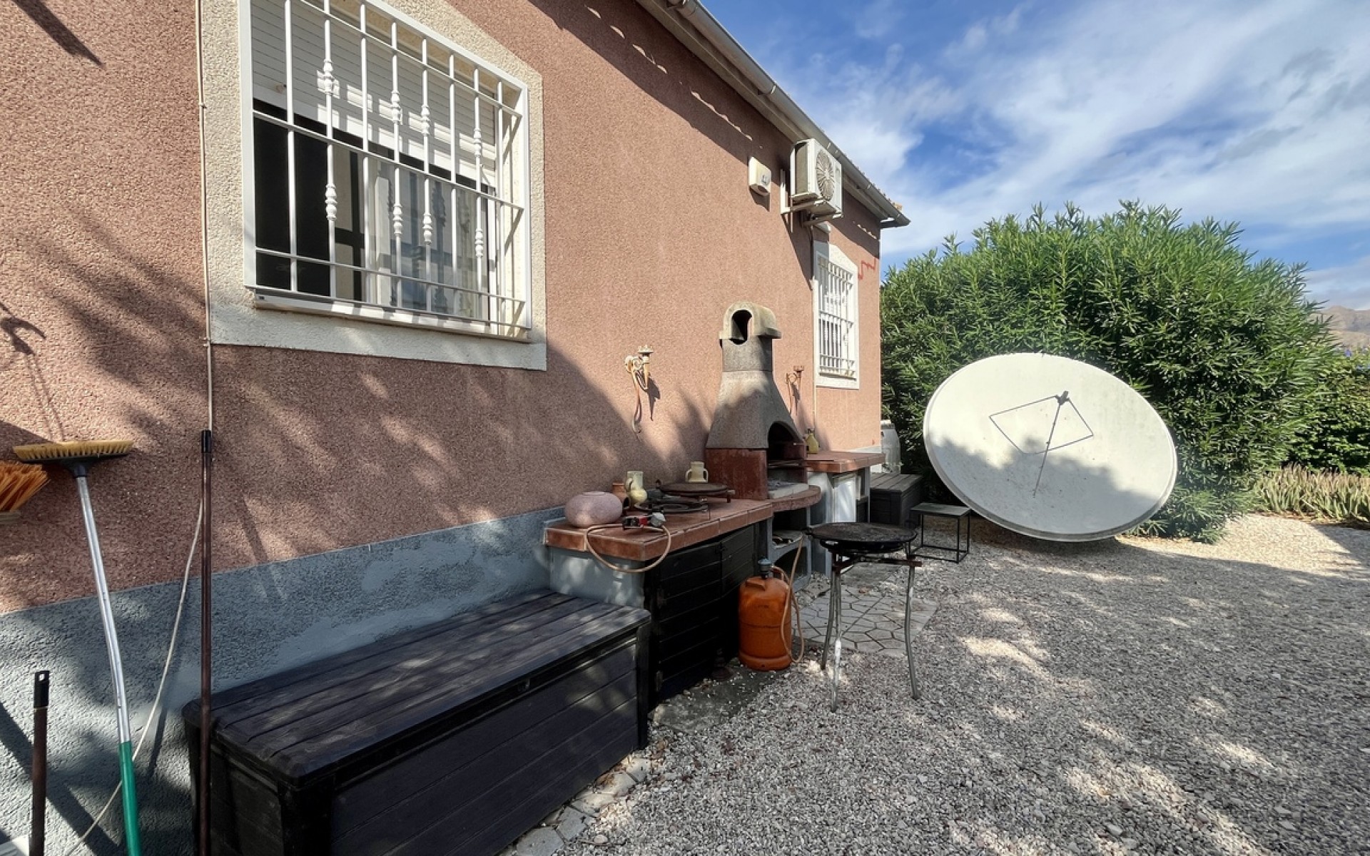 Resale - Villa - Orihuela