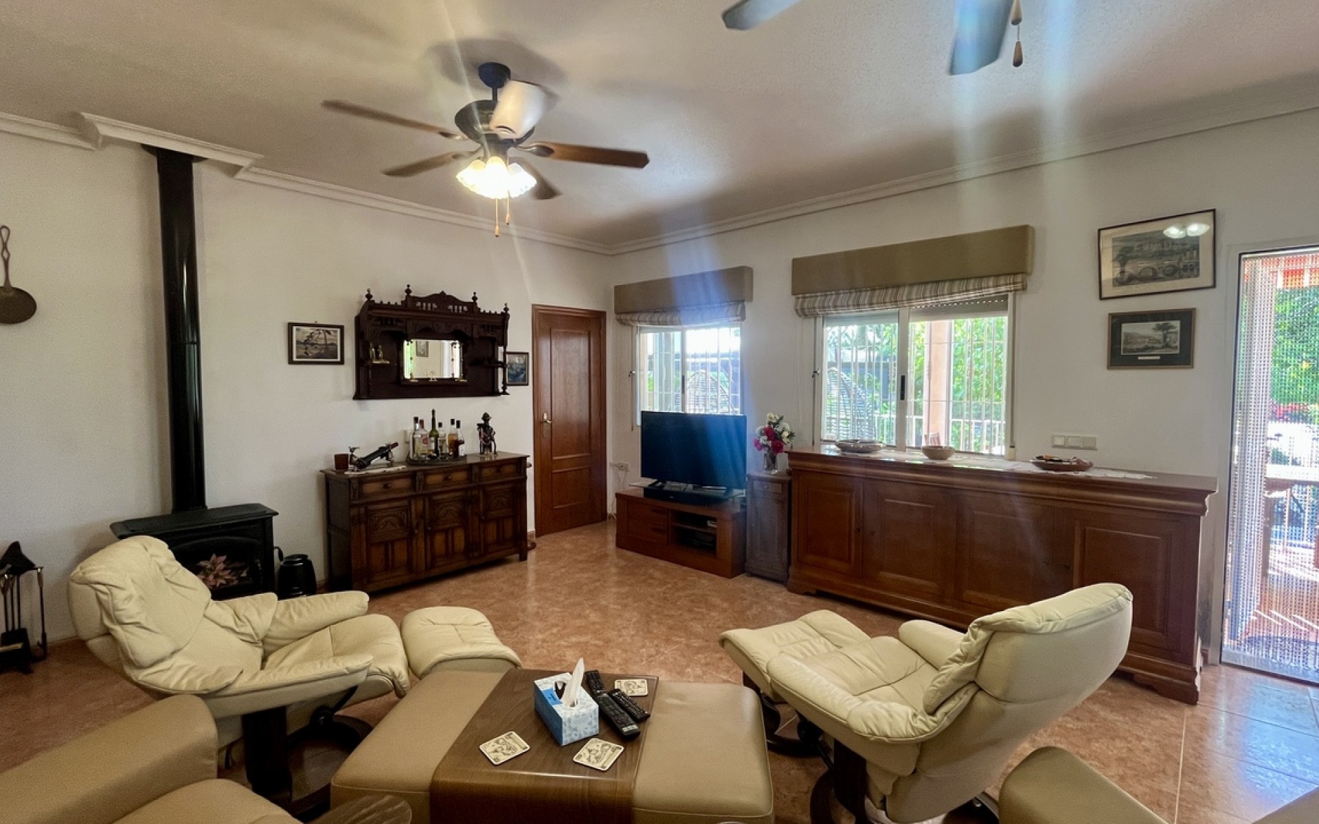 Resale - Villa - Orihuela