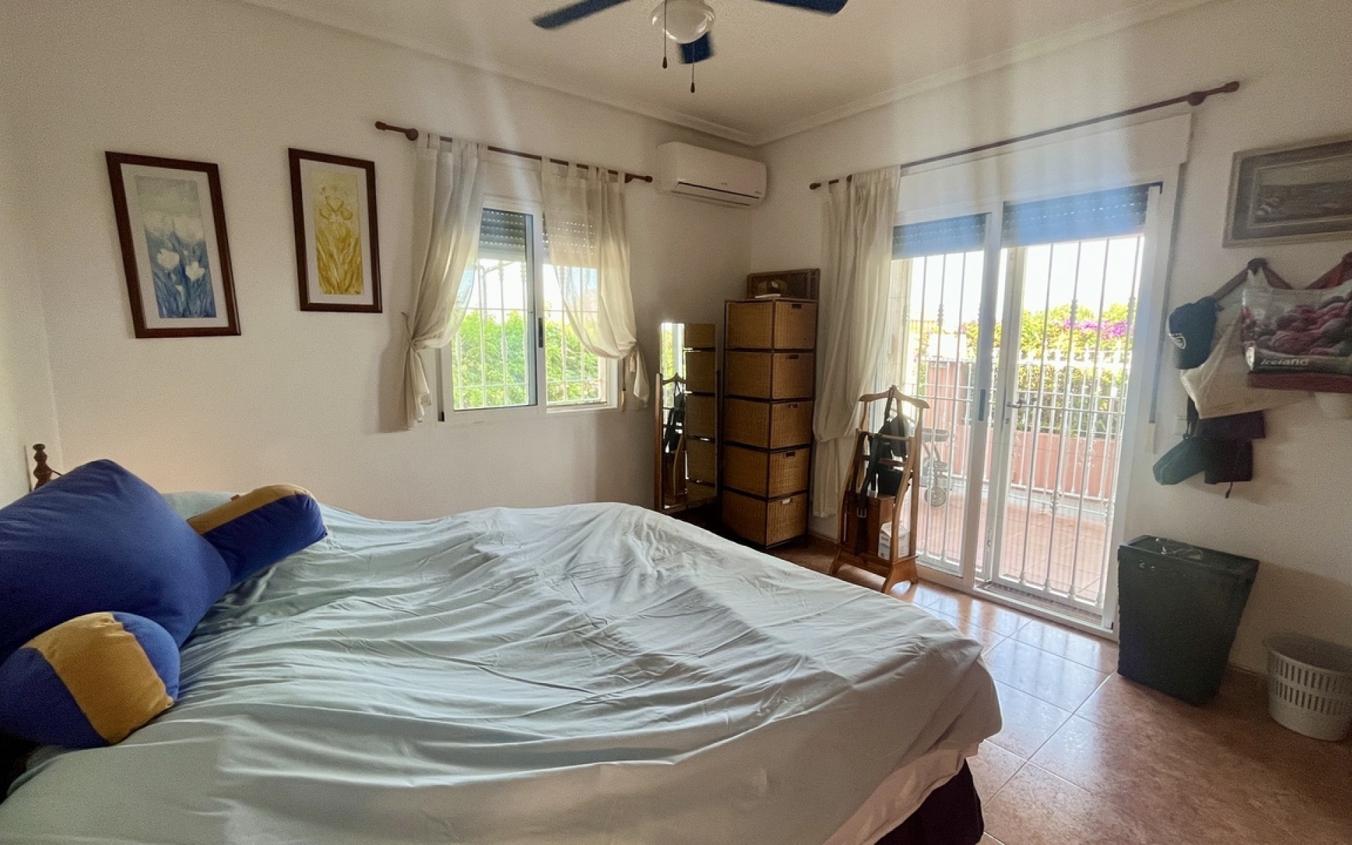 Resale - Villa - Orihuela