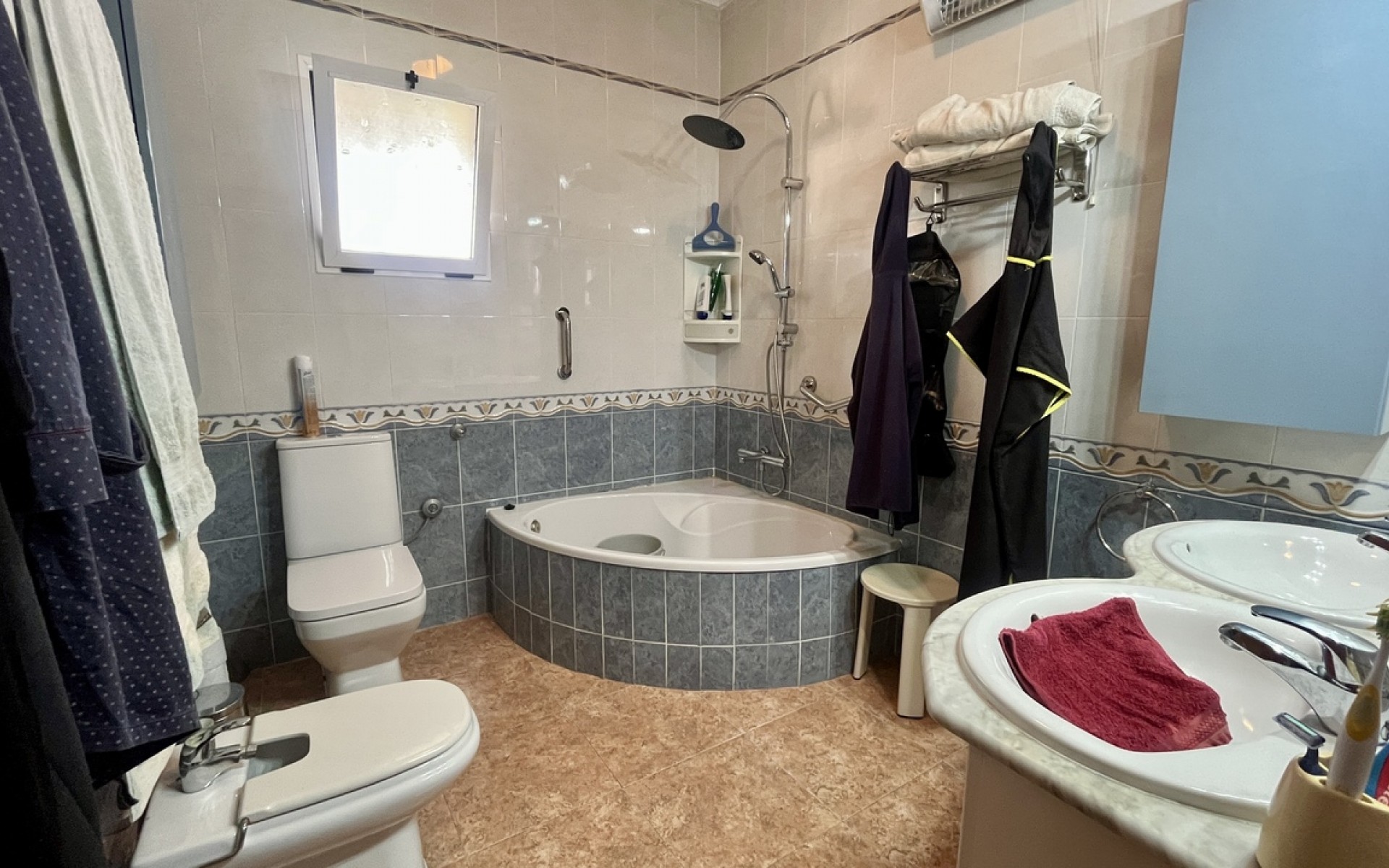 Resale - Villa - Orihuela