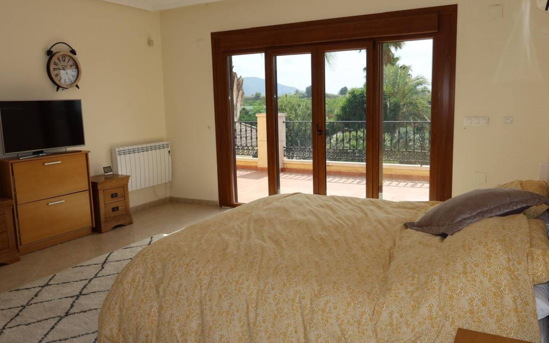 Resale - Villa - Orihuela