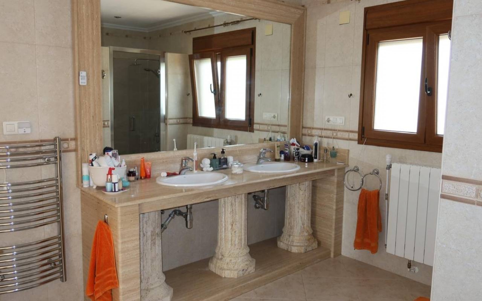 Resale - Villa - Orihuela