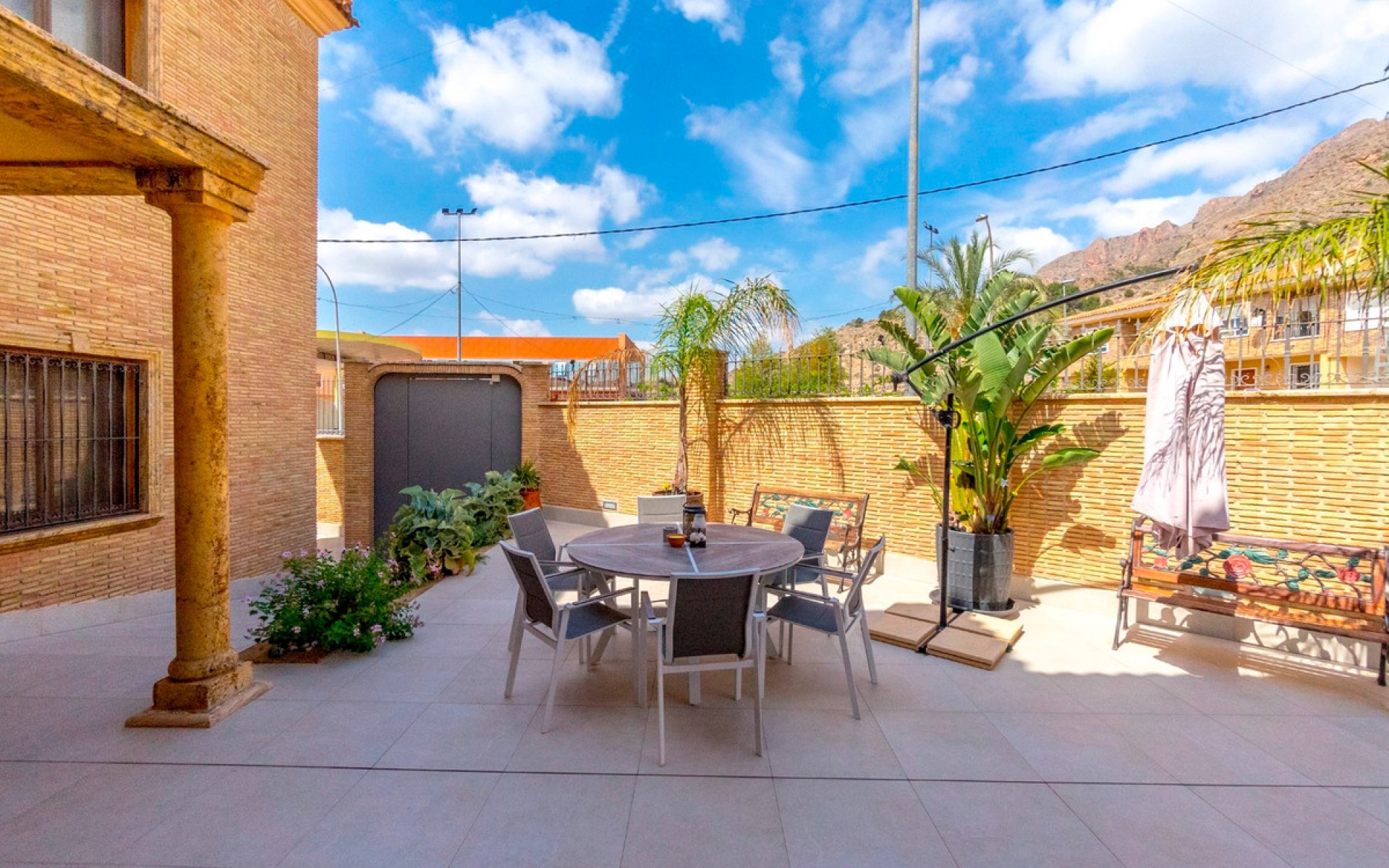 Resale - Villa - Orihuela