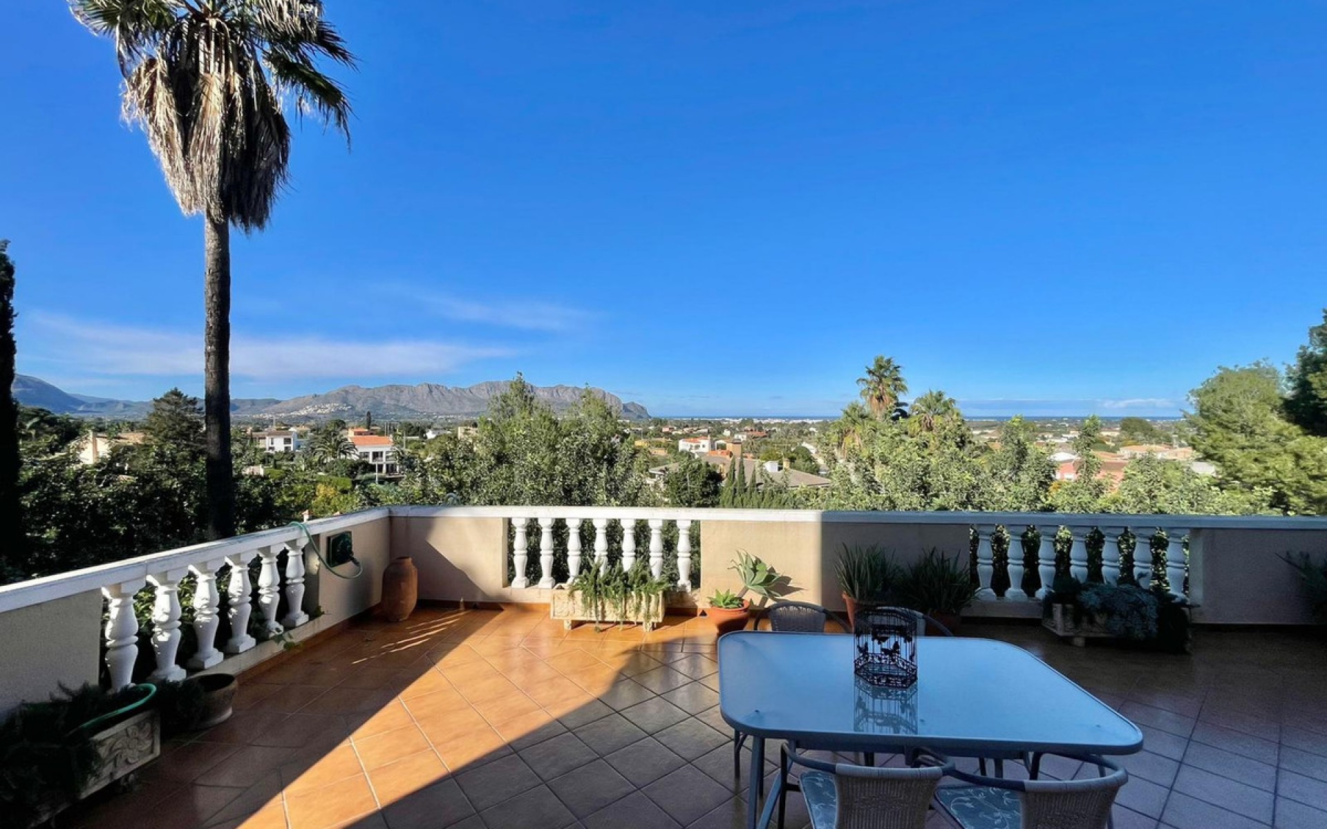 Resale - Villa - Pedreguer - Pedreguer Centro