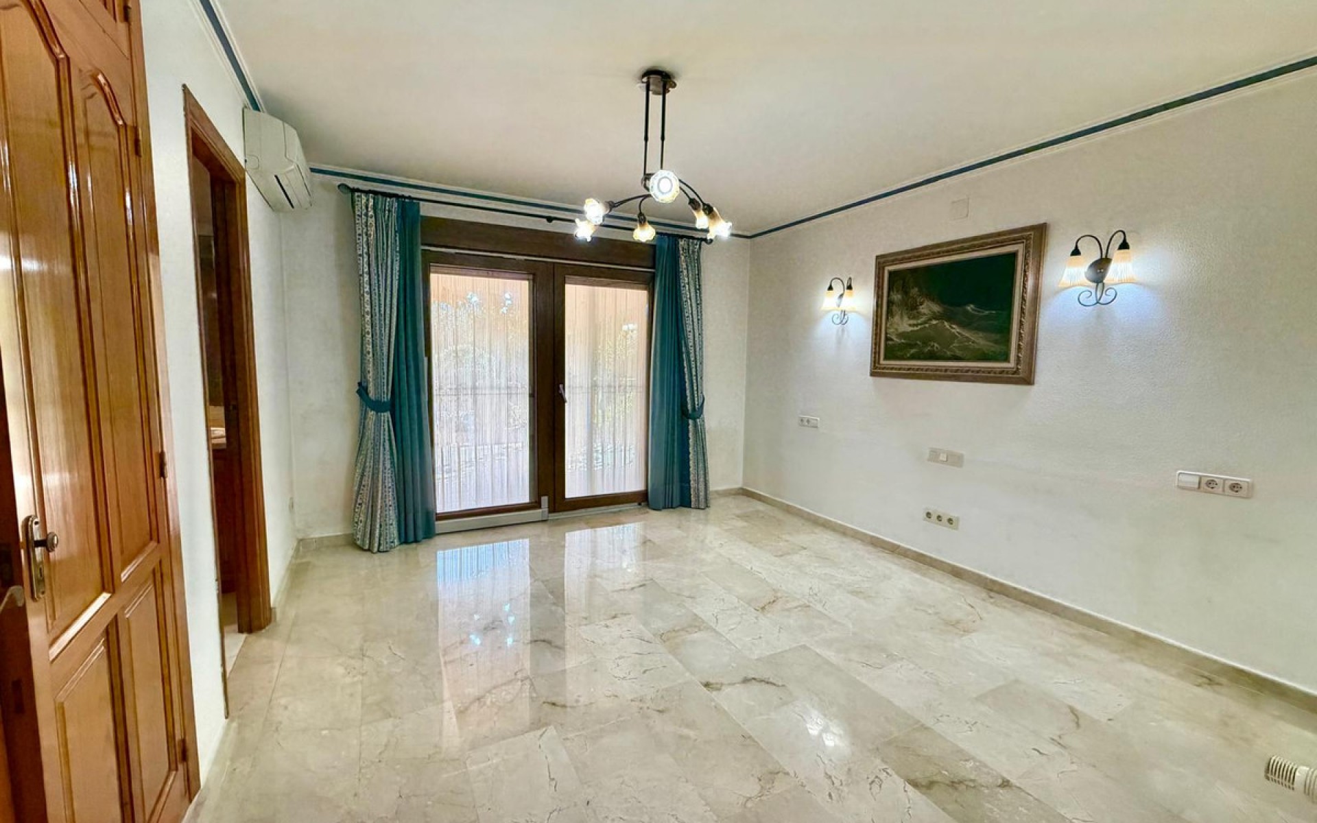 Resale - Villa - Pedreguer - Pedreguer Centro