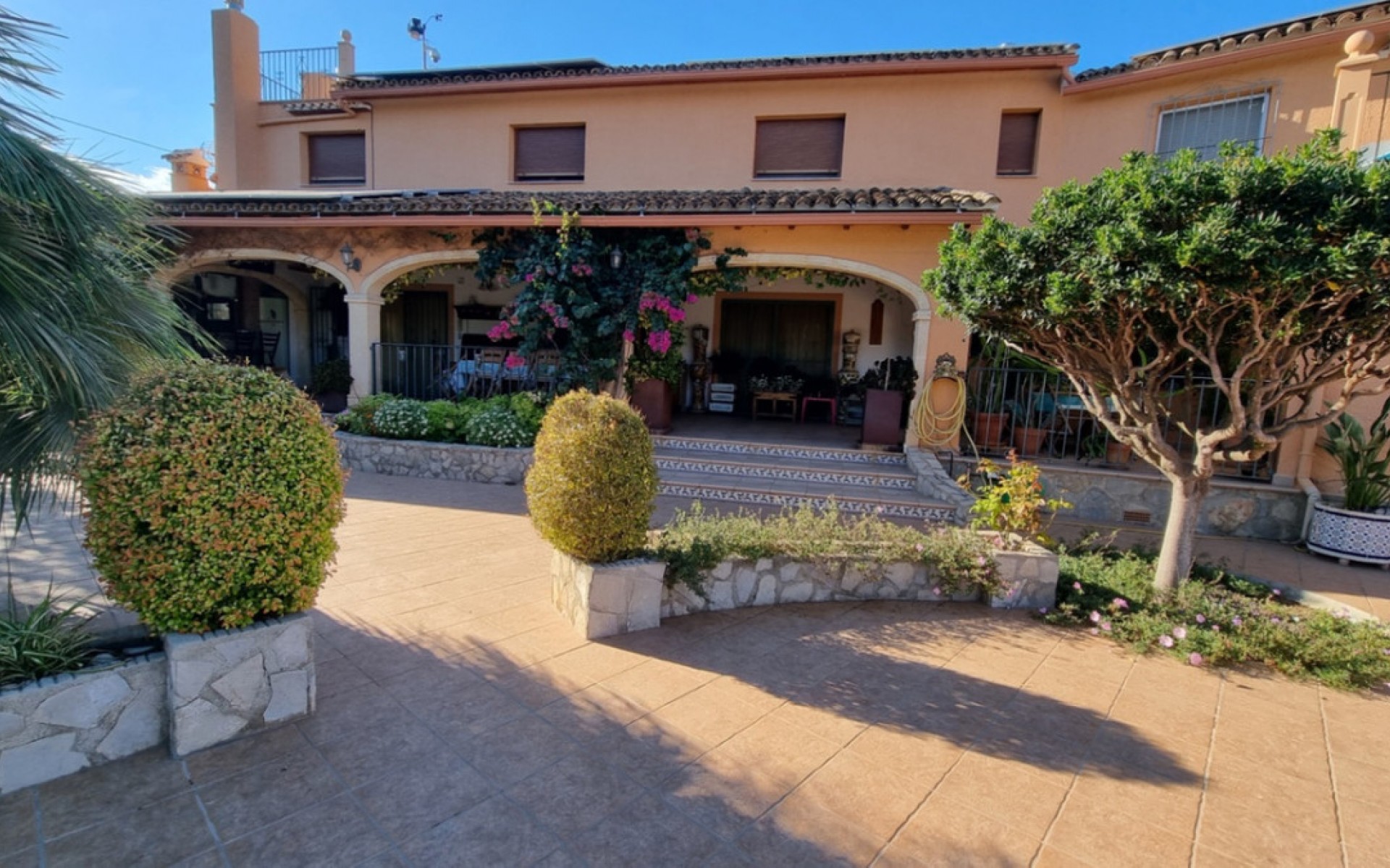 Resale - Villa - Pedreguer - Pedreguer Centro