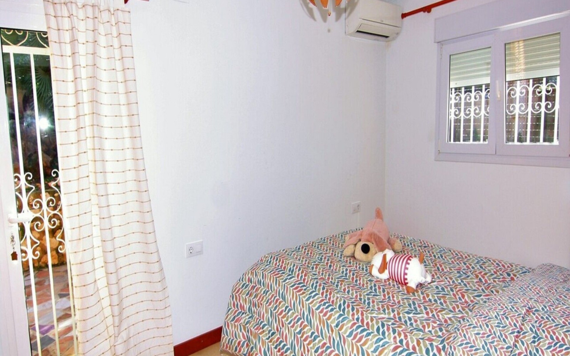 Resale - Villa - Pedreguer - Pedreguer Centro