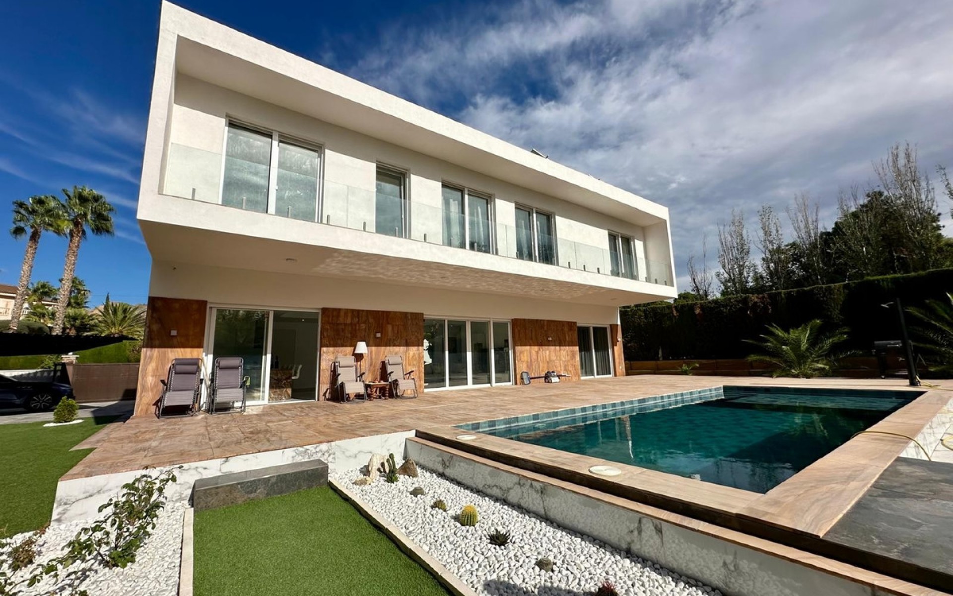 Resale - Villa - Petrel - Petrer