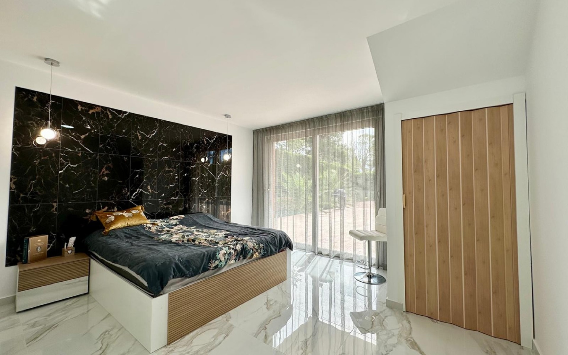 Resale - Villa - Petrel - Petrer