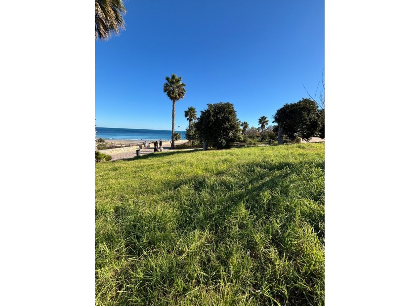 Resale - Villa - Pilar de la Horadada - Pilar de la Horadada Centro