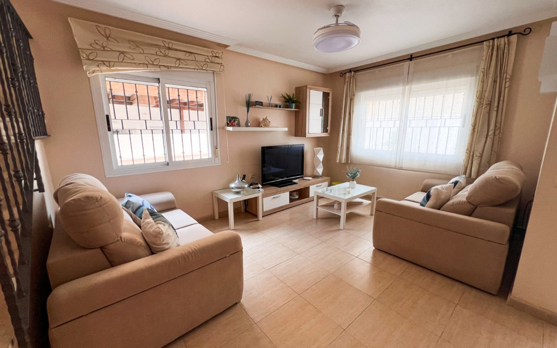 Resale - Villa - Pilar de la Horadada - Pilar de la Horadada Centro