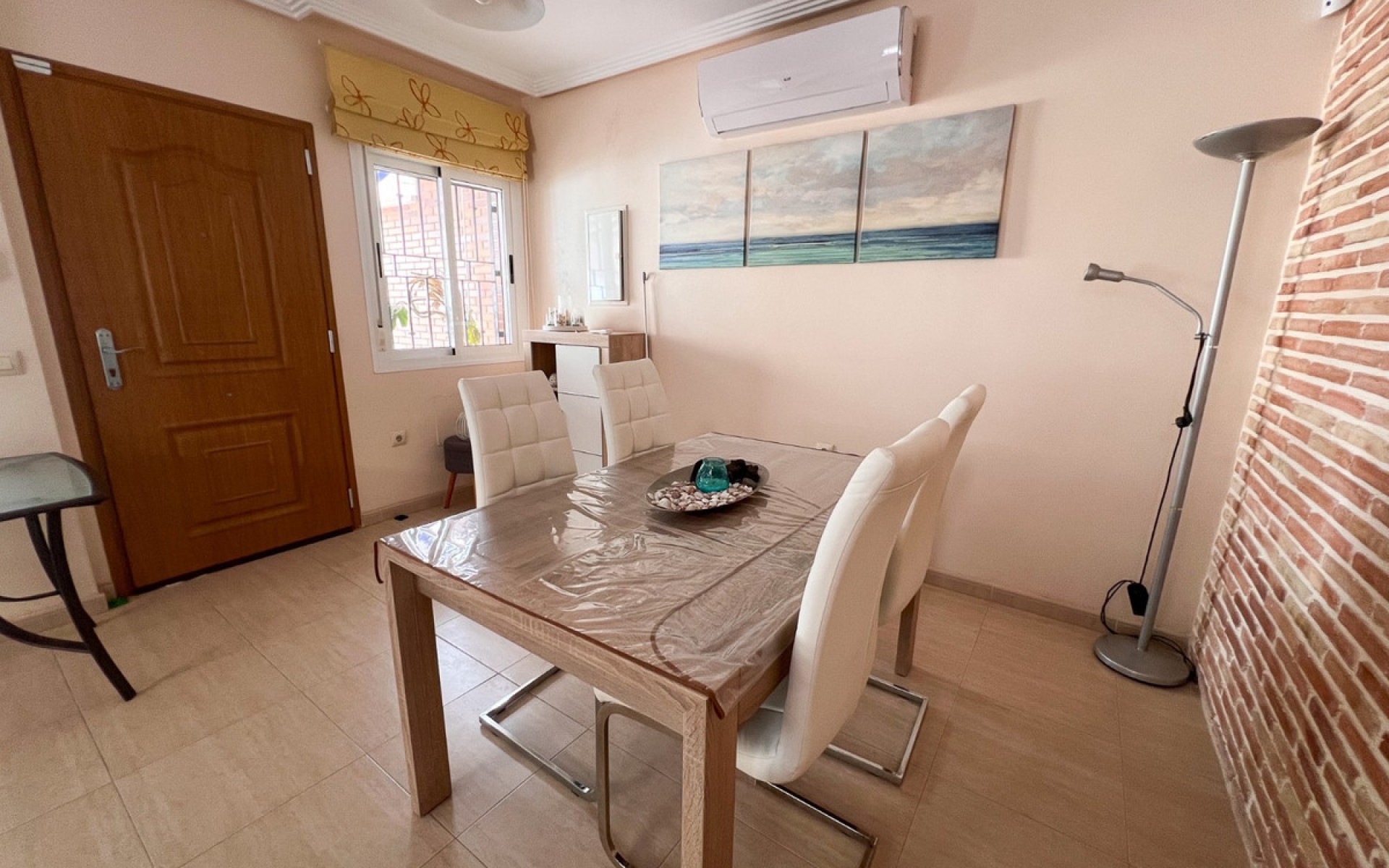 Resale - Villa - Pilar de la Horadada - Pilar de la Horadada Centro