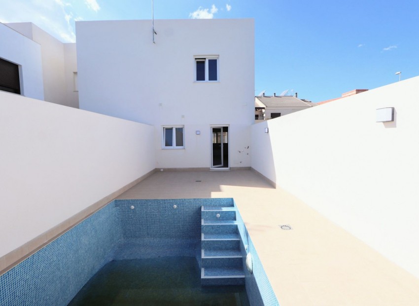 Resale - Villa - Pilar de la Horadada - Pilar de la Horadada Centro