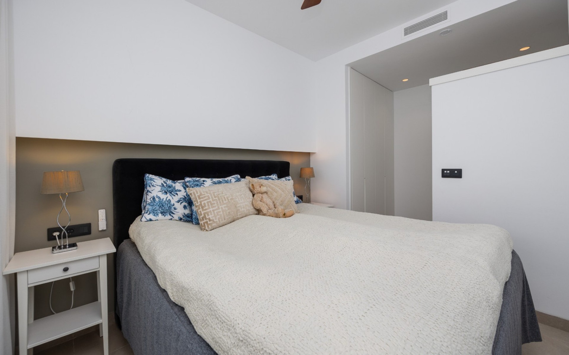 Resale - Villa - Pilar de la Horadada - Pilar de la Horadada Centro