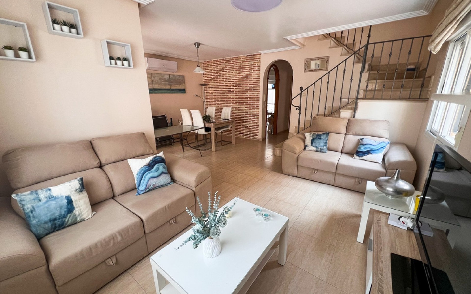 Resale - Villa - Pilar de la Horadada - Pilar de la Horadada Centro