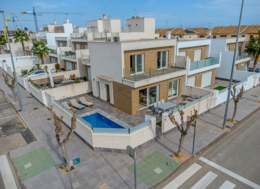 Resale - Villa - Pilar de la Horadada - Pilar de la Horadada Centro