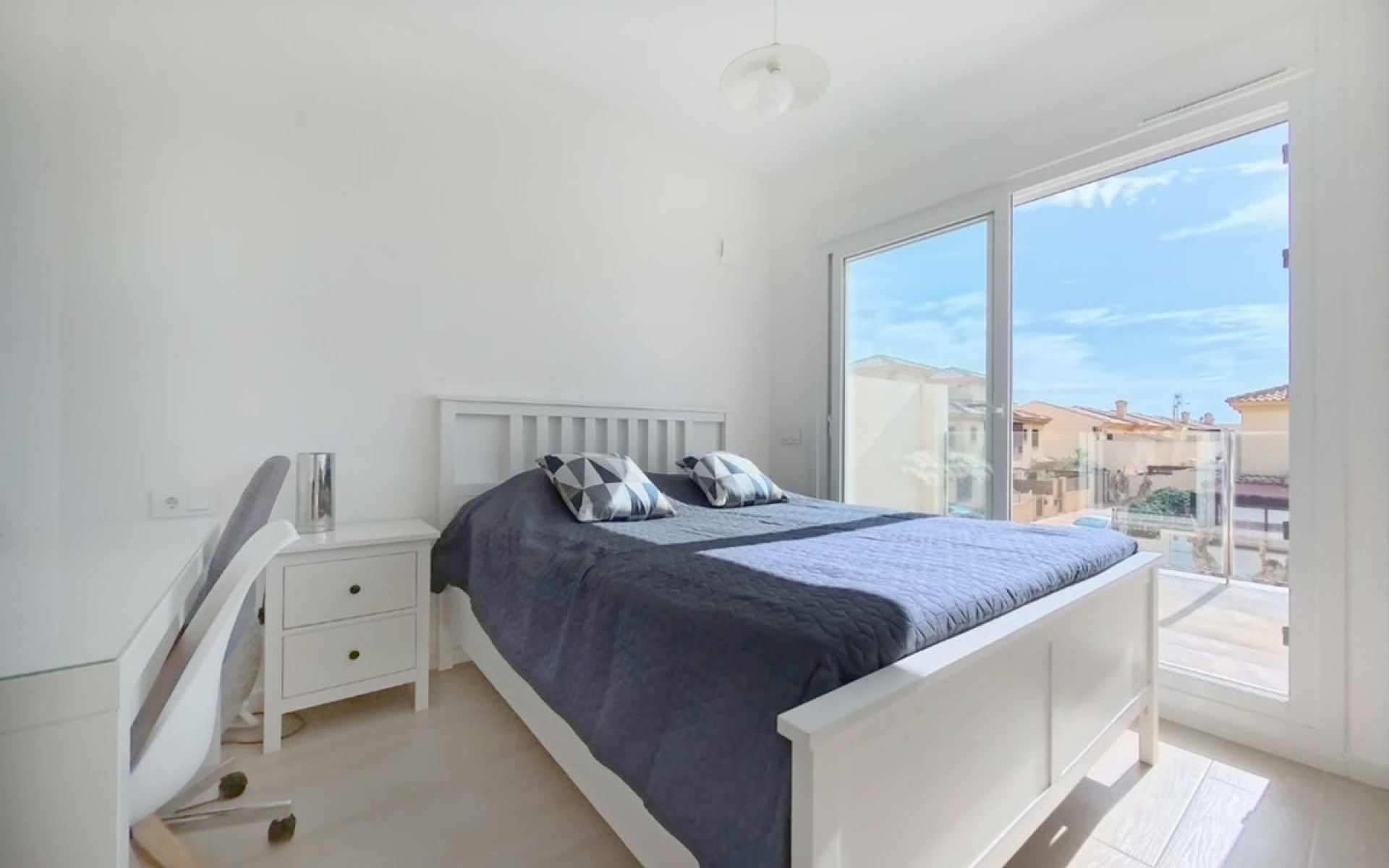 Resale - Villa - Pilar de la Horadada - Pilar de la Horadada Centro