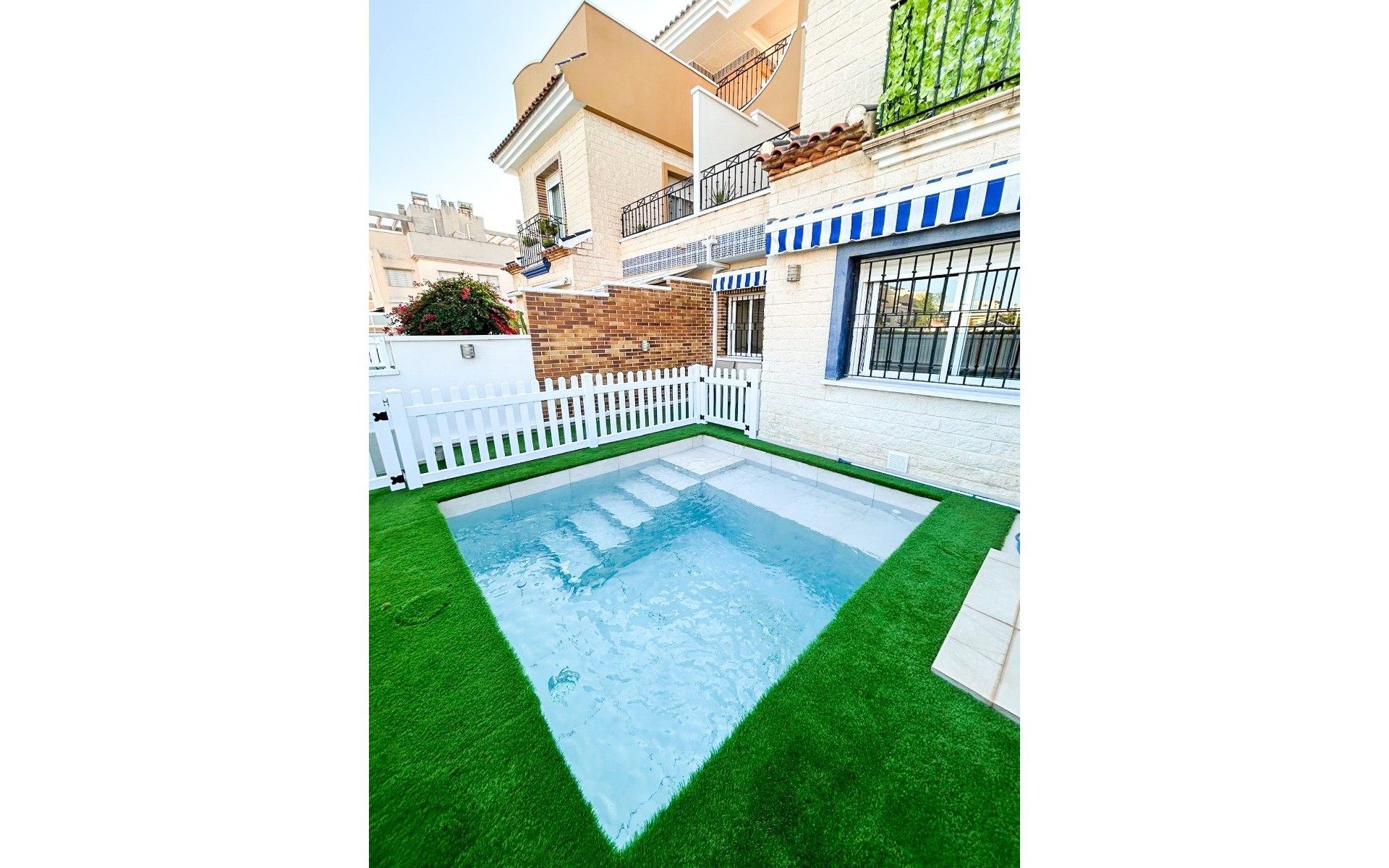 Resale - Villa - Pilar de la Horadada - Torre de la Horadada