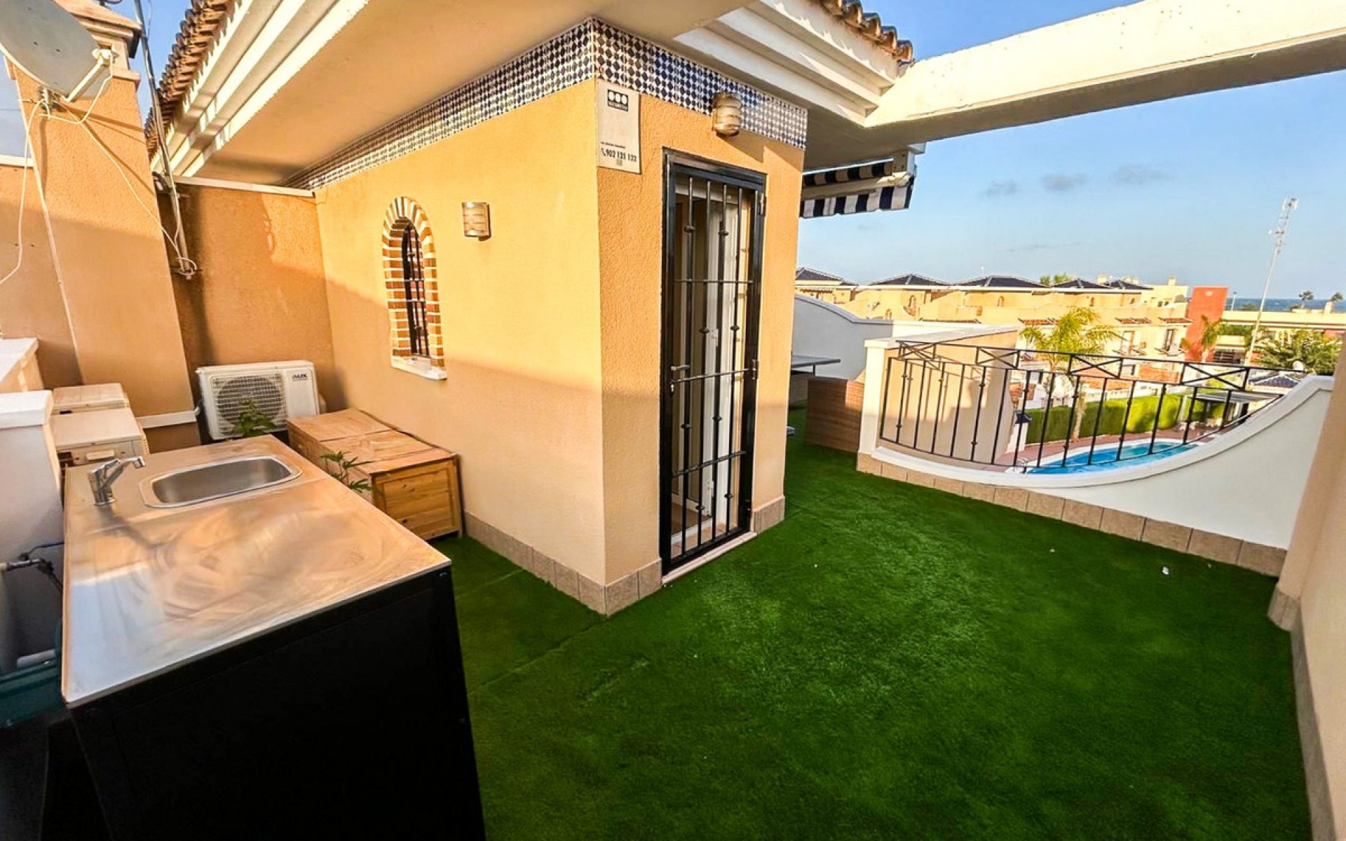 Resale - Villa - Pilar de la Horadada - Torre de la Horadada