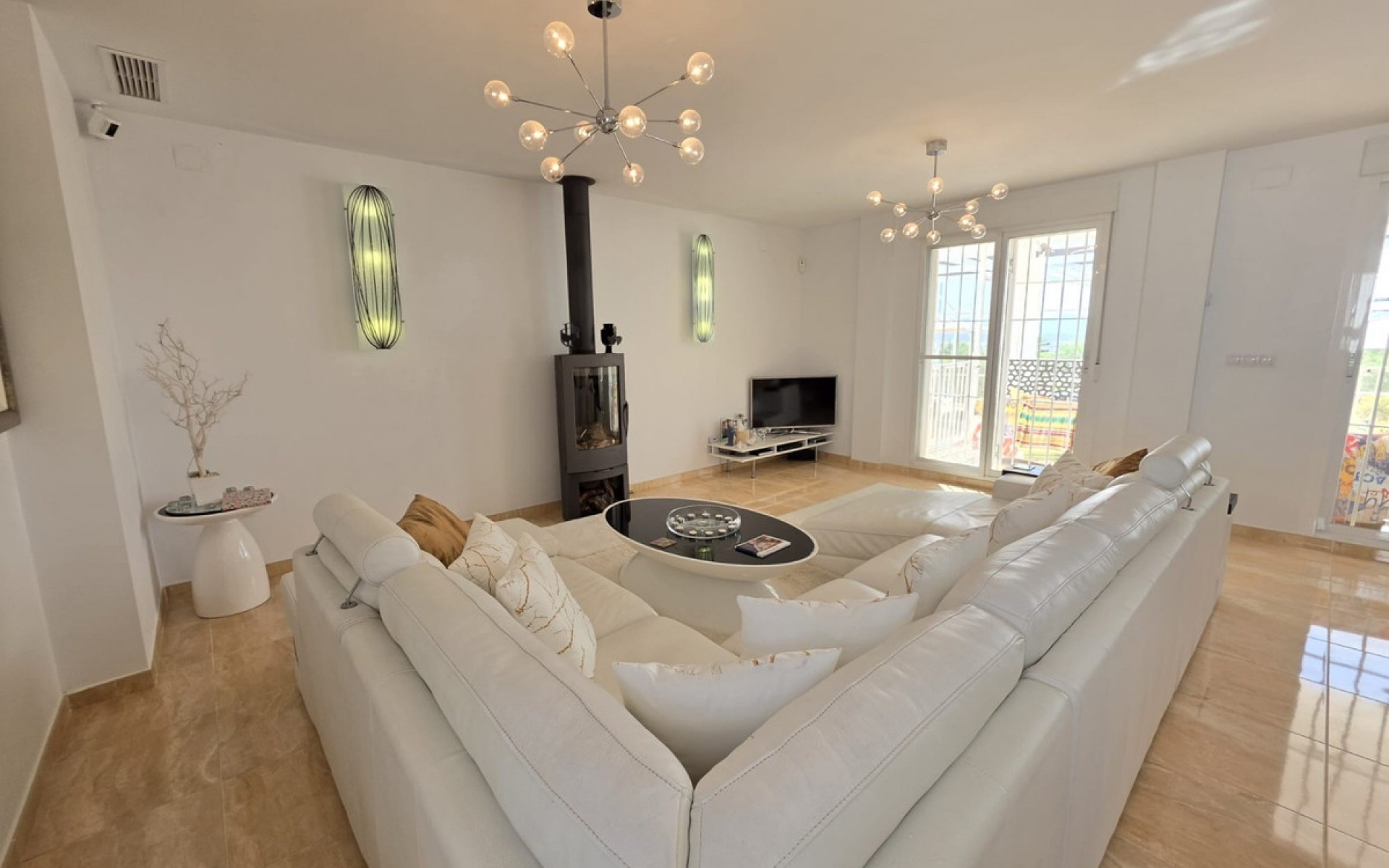 Resale - Villa - Pinoso - Lel