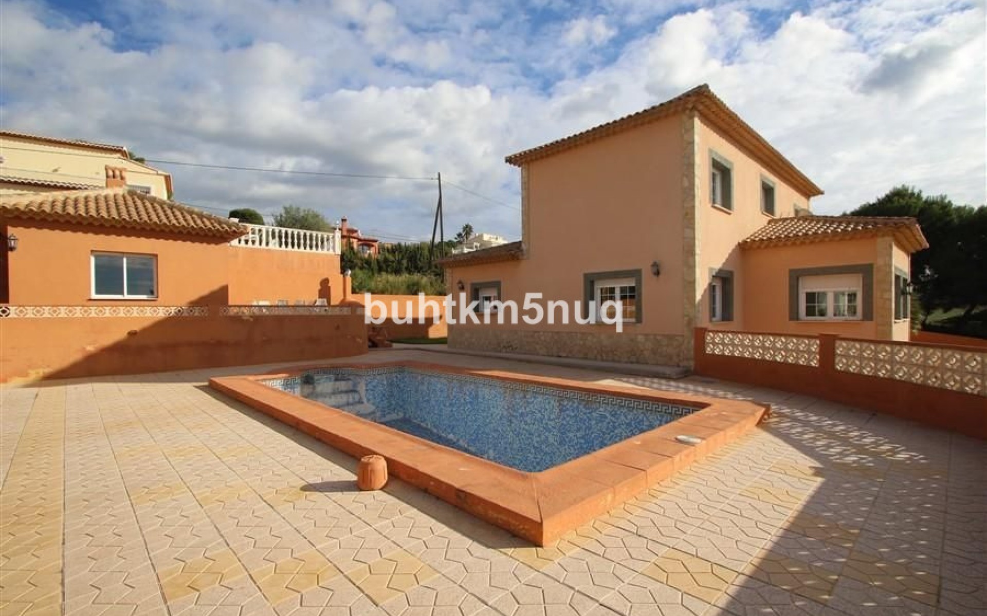 Resale - Villa - Pinoso - Los Pinos