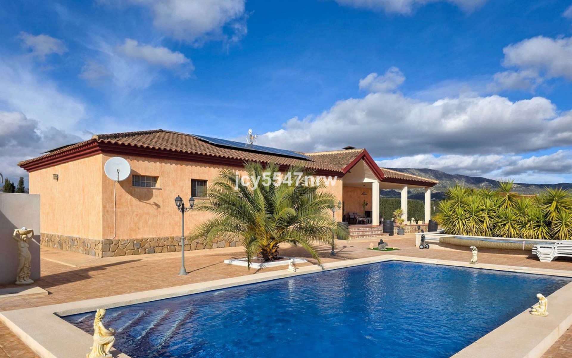Resale - Villa - Pinoso - Pinoso Centro