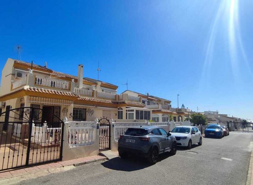 Resale - Villa - Playa Flamenca - Play Flamenca