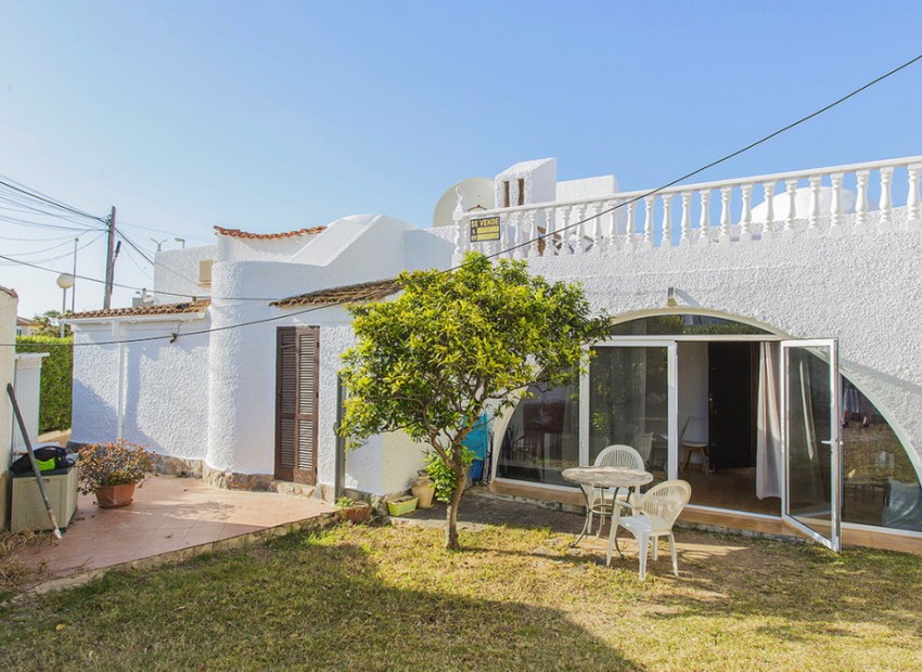 Resale - Villa - Playa Flamenca