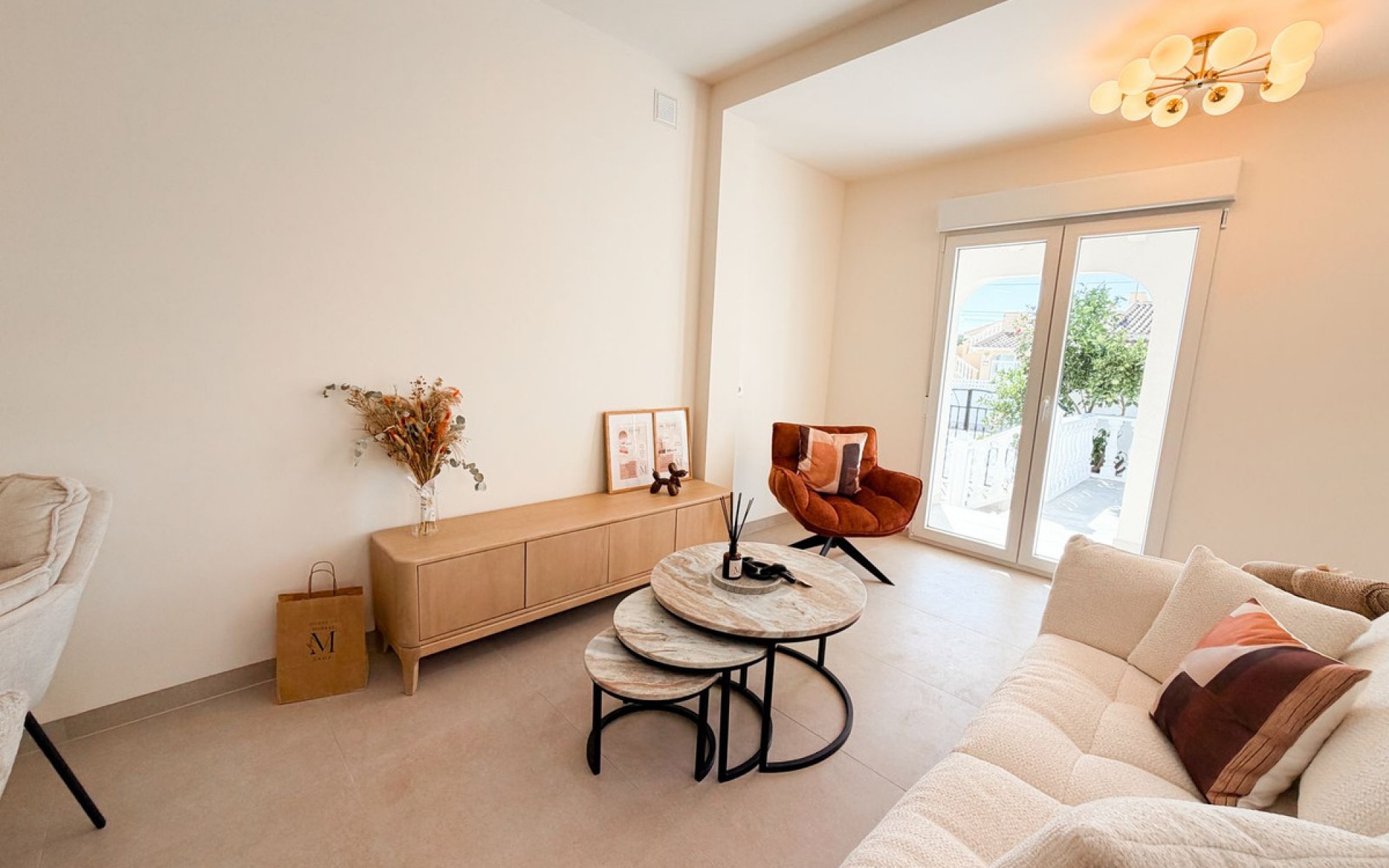 Resale - Villa - Playa Flamenca