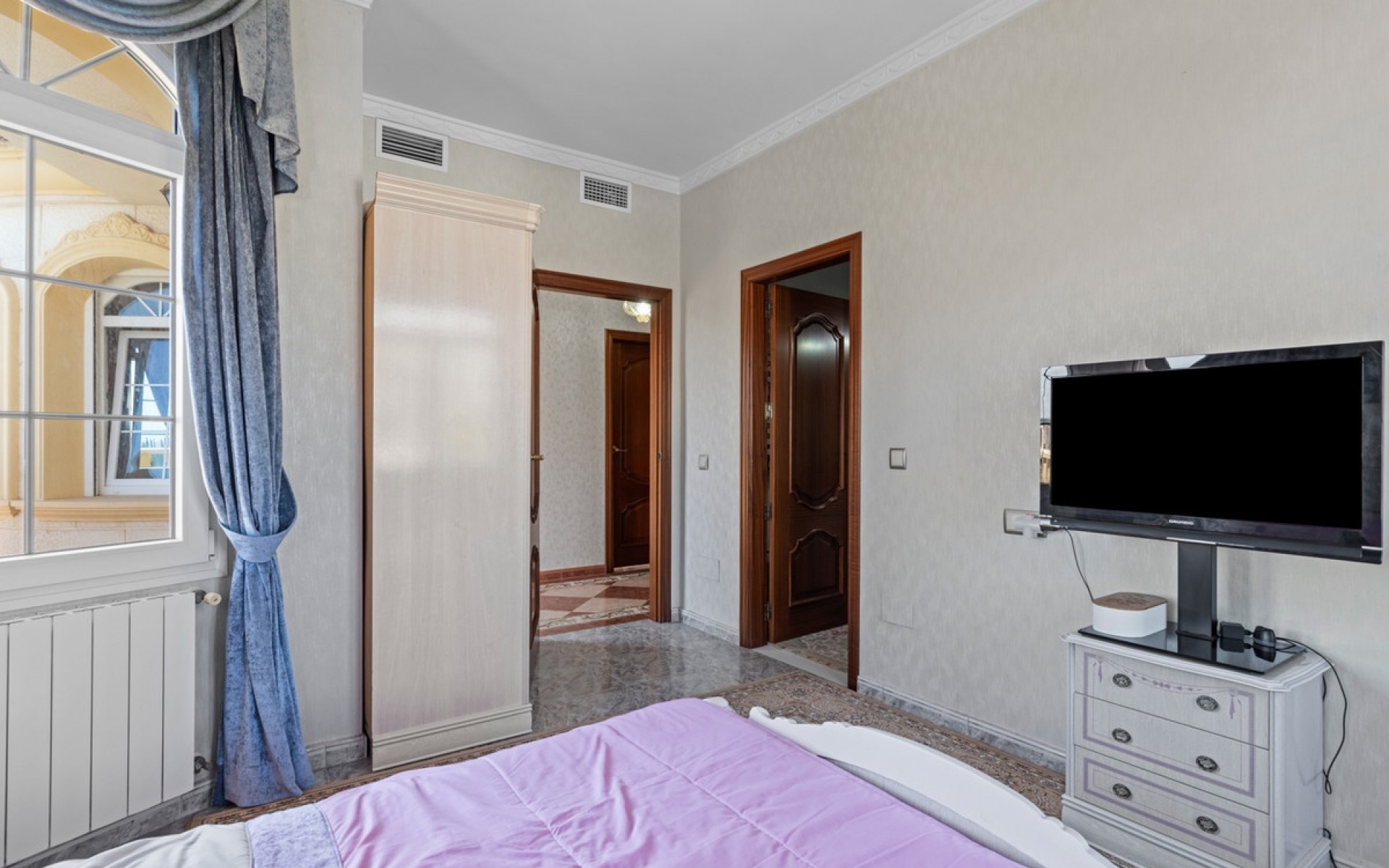 Resale - Villa - Playa Flamenca