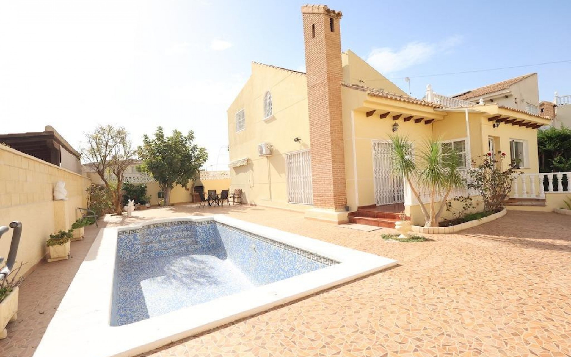 Resale - Villa - Playa Flamenca