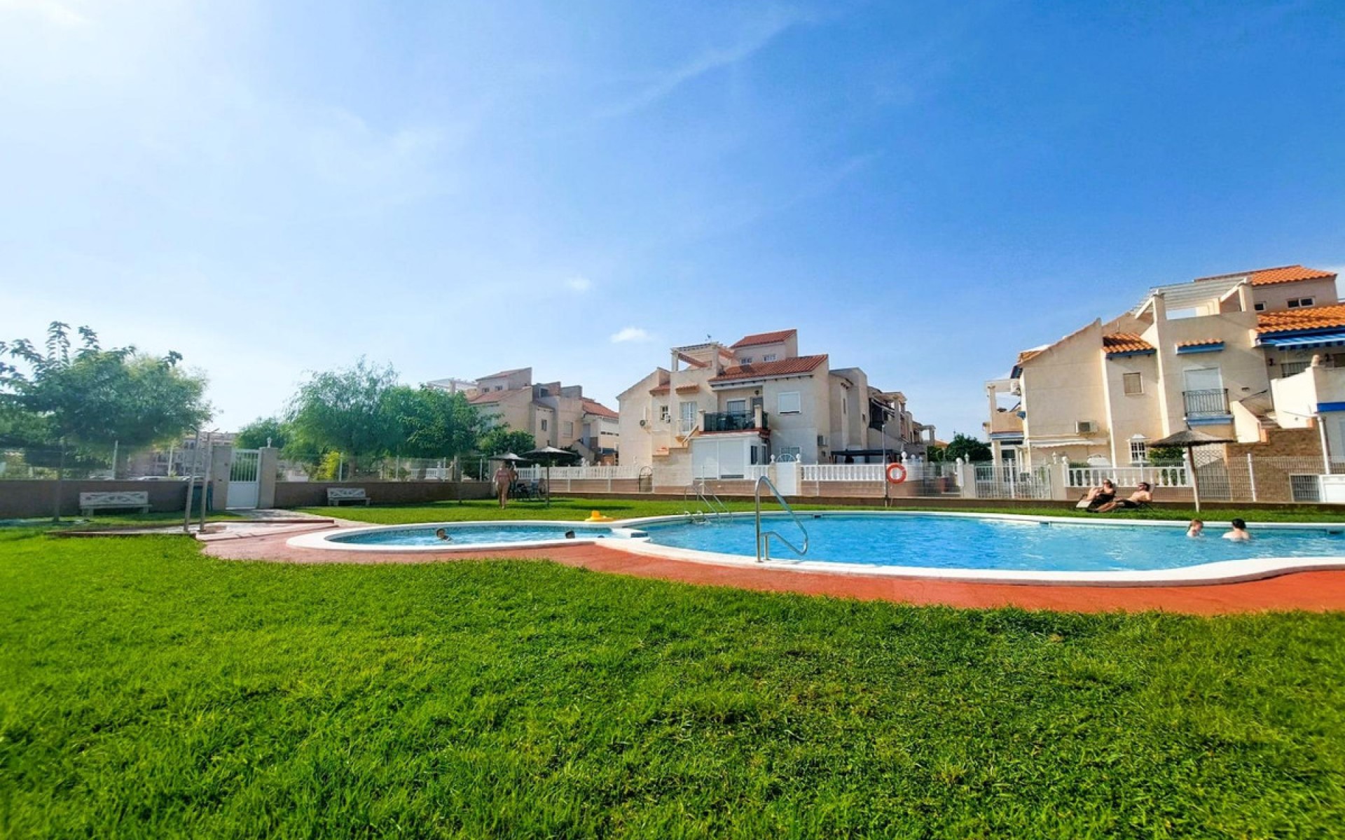 Resale - Villa - Playa Flamenca