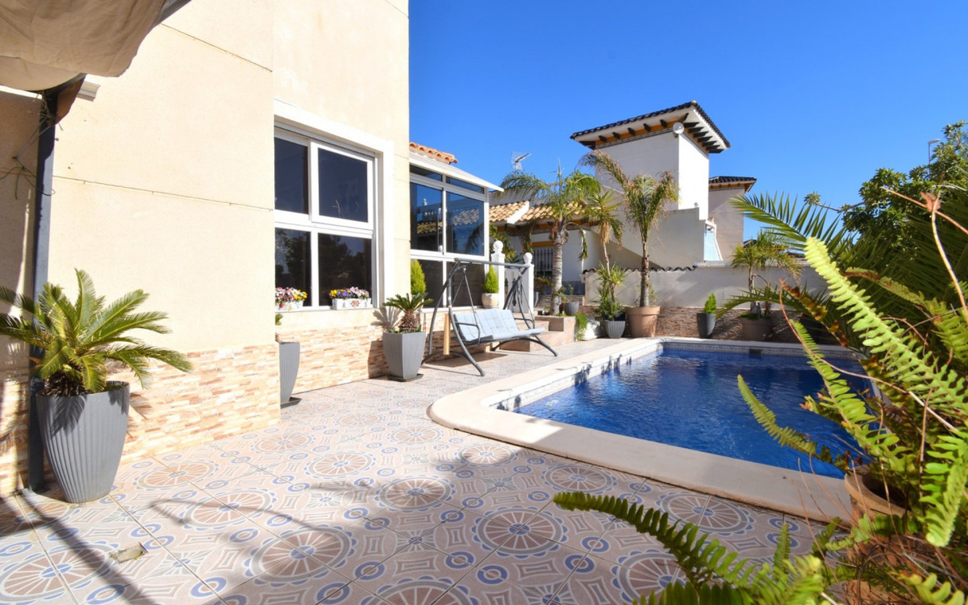 Resale - Villa - Playa Flamenca