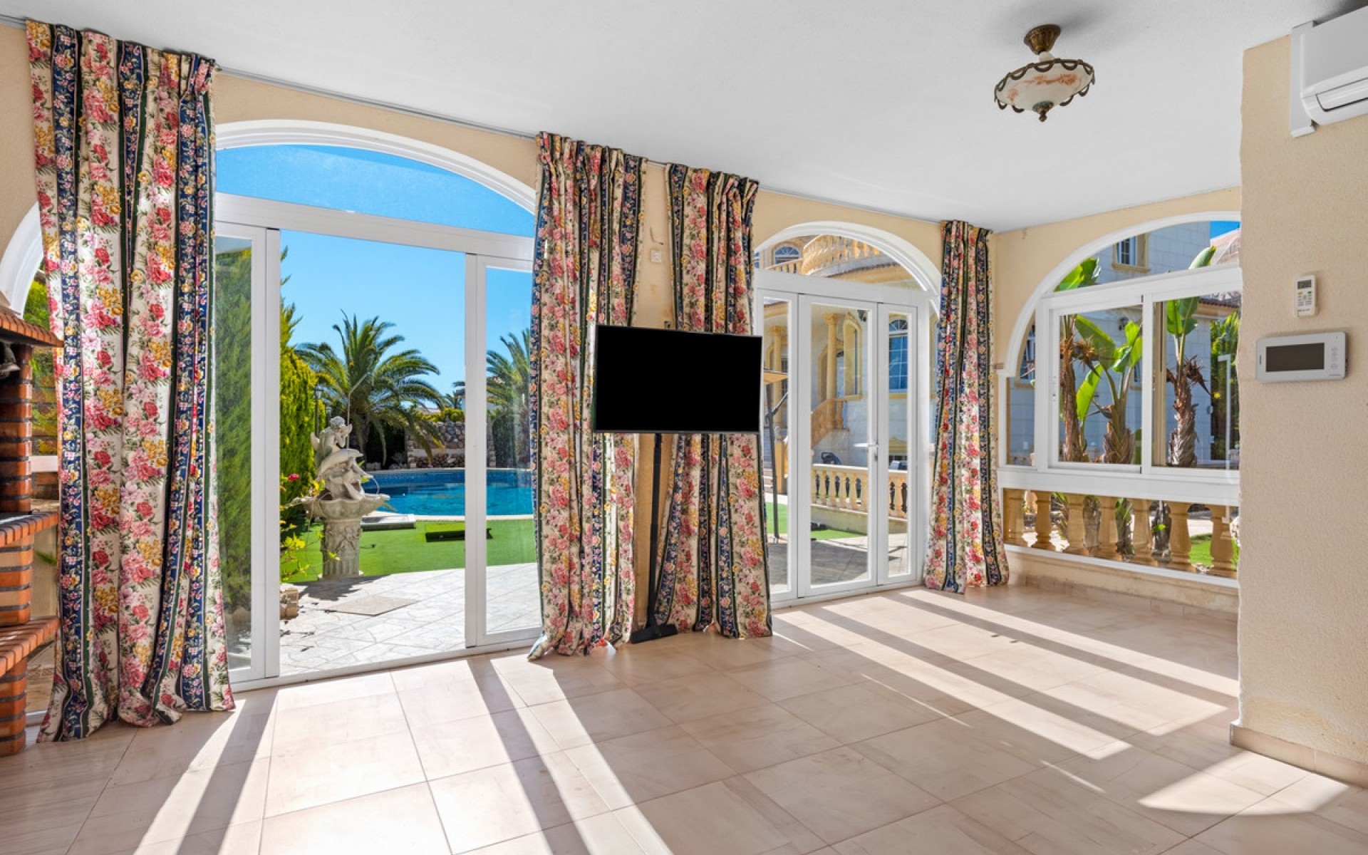 Resale - Villa - Playa Flamenca