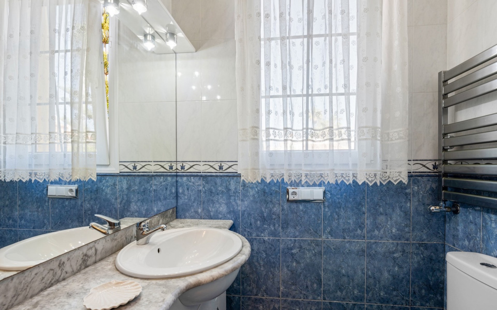 Resale - Villa - Playa Flamenca