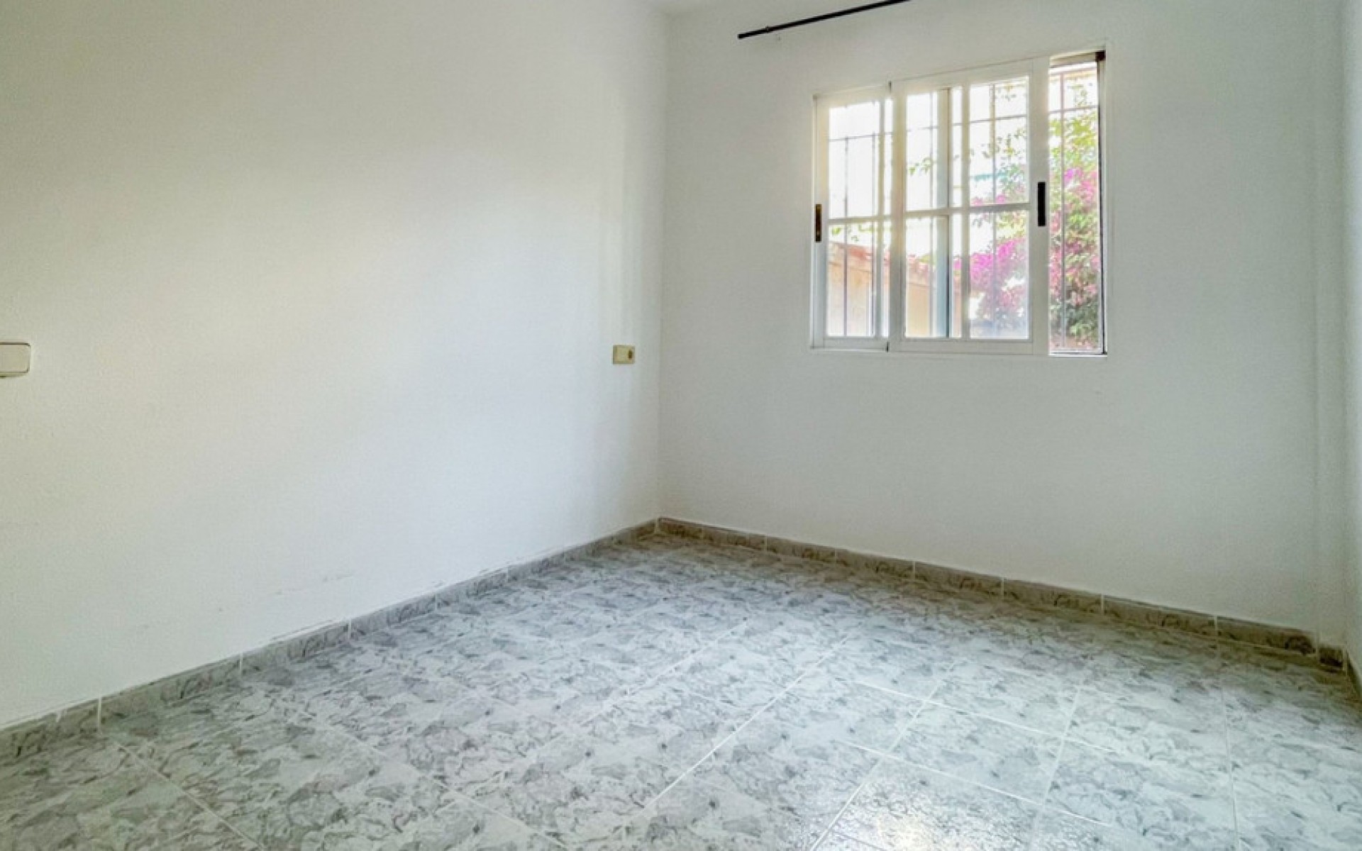 Resale - Villa - Playa Flamenca