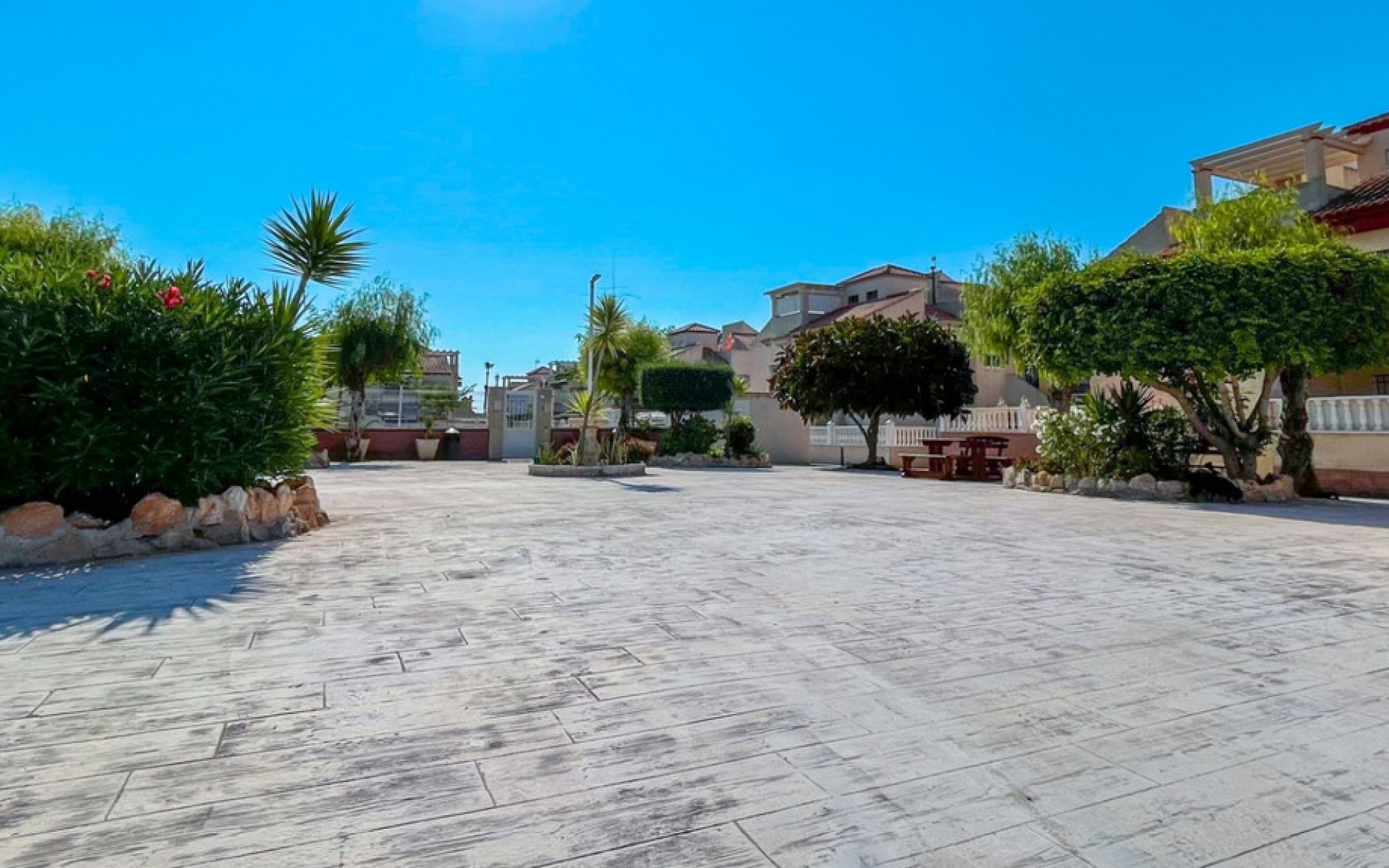 Resale - Villa - Playa Flamenca