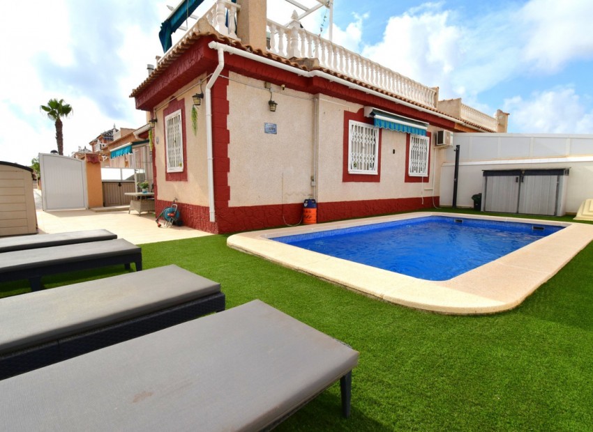Resale - Villa - Playa Flamenca