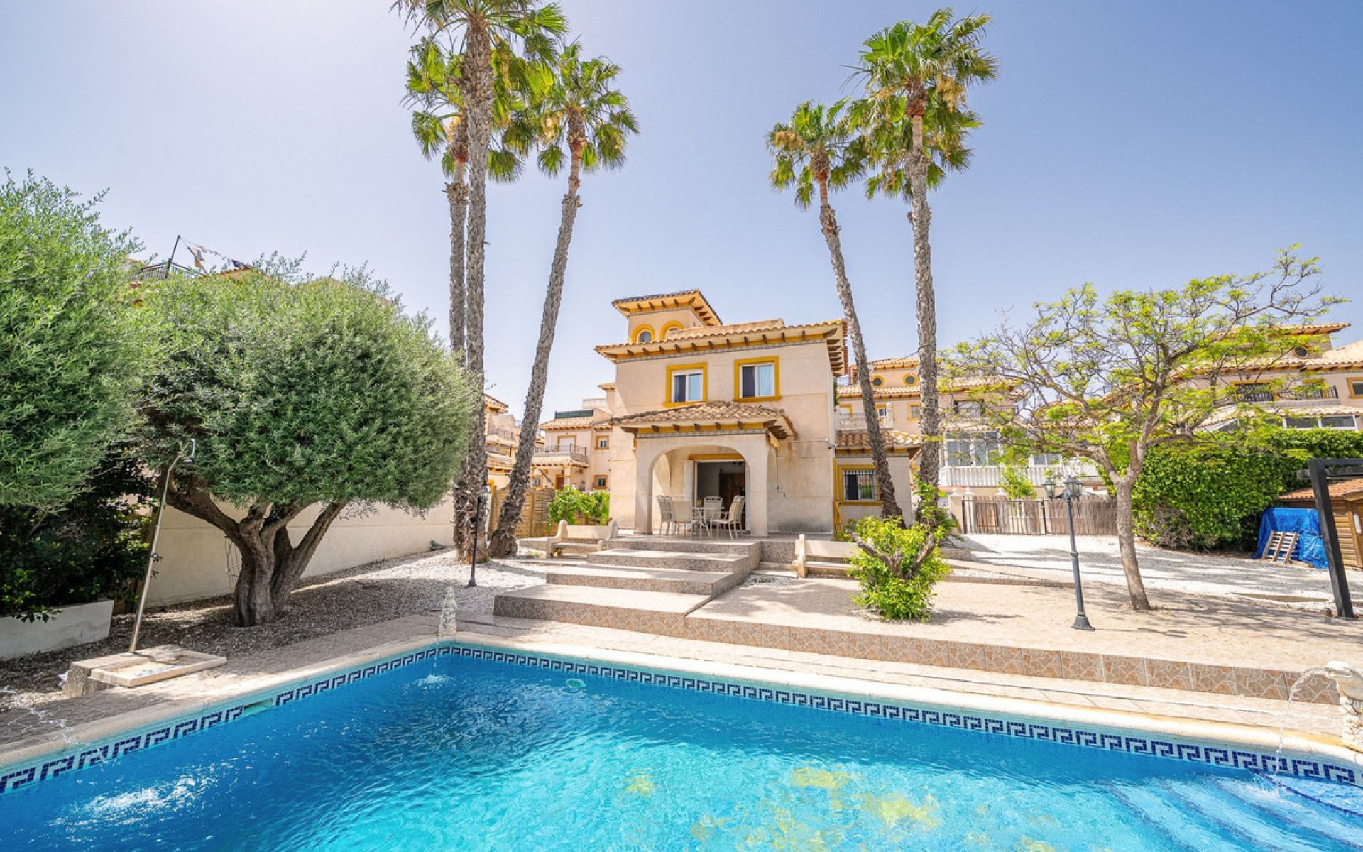 Resale - Villa - Playa Flamenca